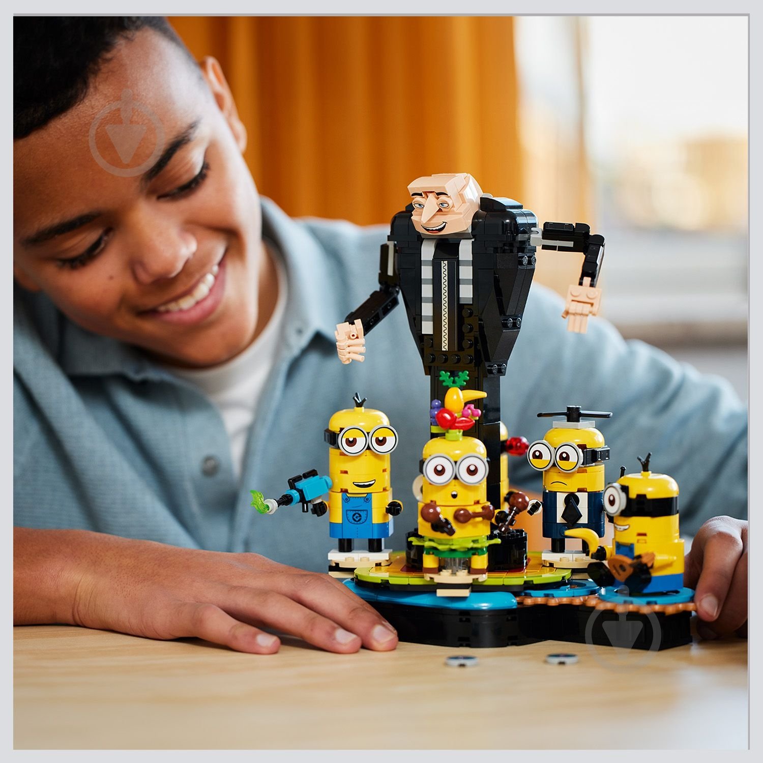 Конструктор LEGO Minions Ґру й посіпаки з кубиків 75582 - фото 5