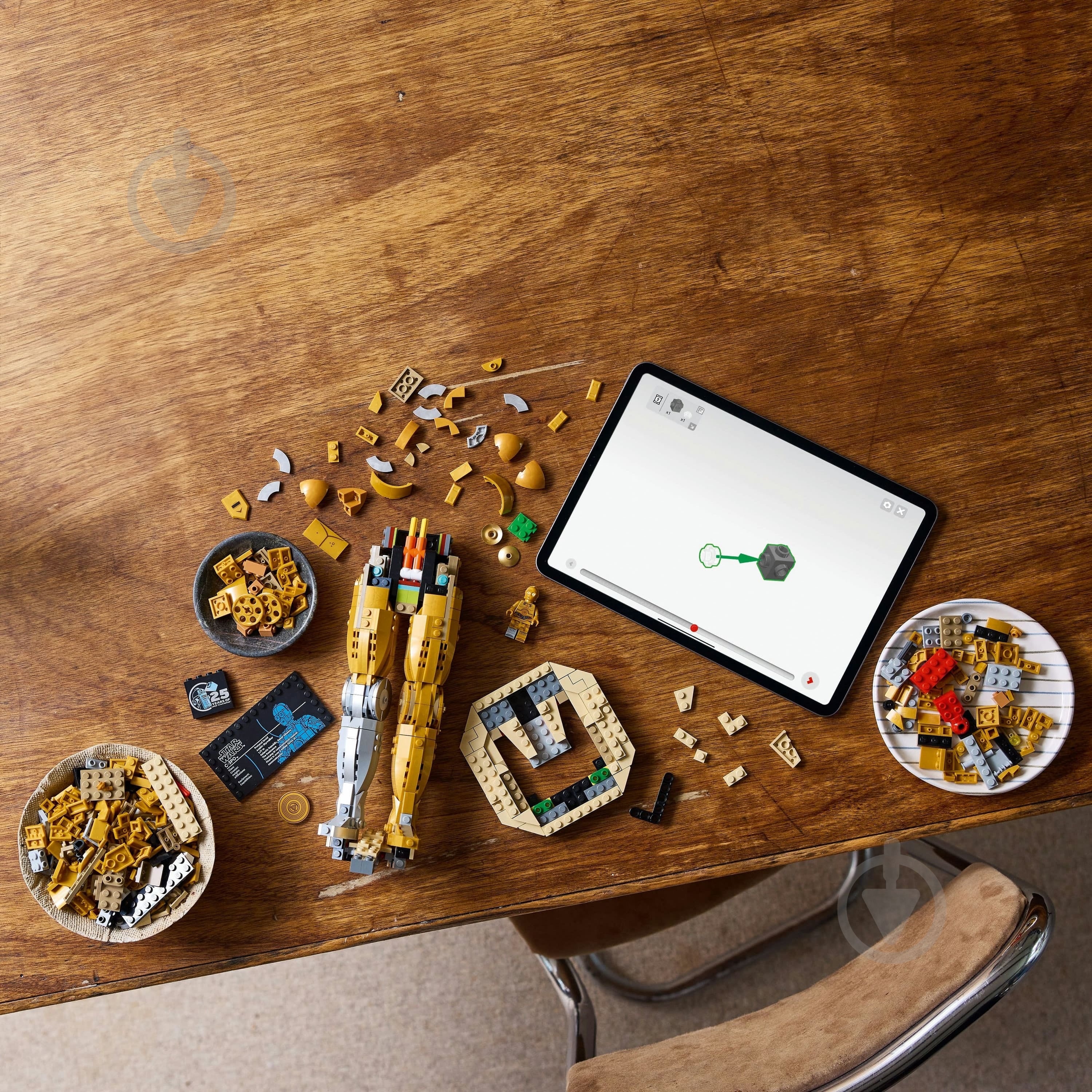 Конструктор LEGO Star Wars C-3PO™ 75398 - фото 7