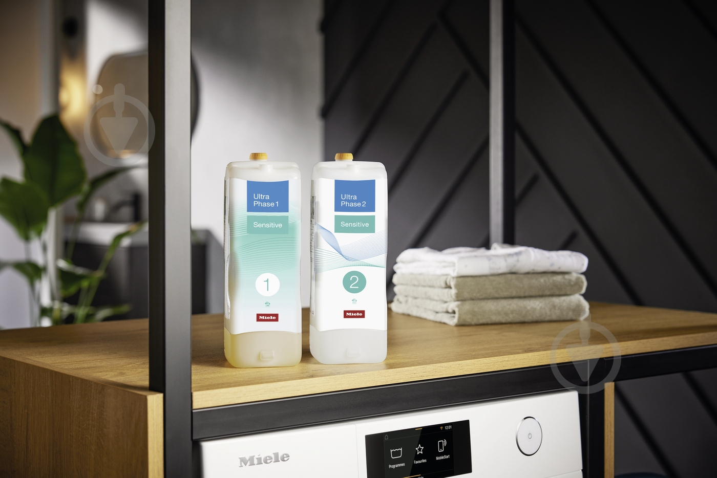 Гель для машинной стирки Miele UltraPhase 1 Sensitive 1,44 л - фото 5