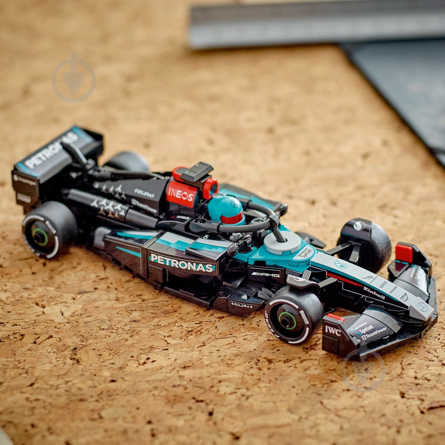 Конструктор LEGO Speed Champions Автомобіль для перегонів Mercedes-AMG F1® W15 77244 - фото 13