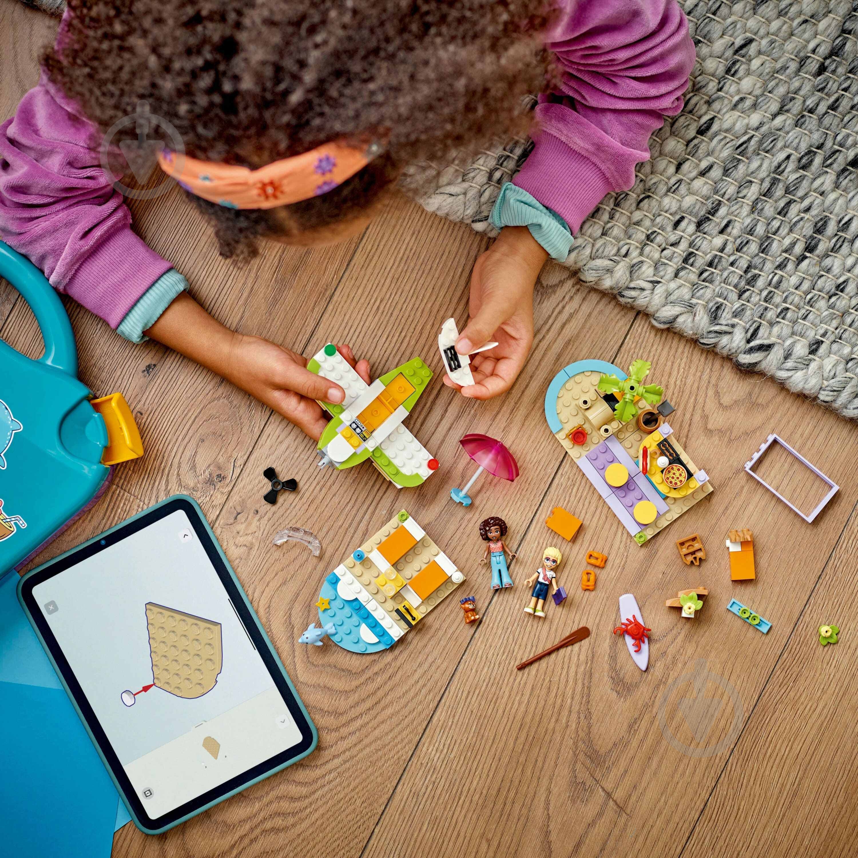 ᐉ Конструктор LEGO Friends Творча валіза для подорожей і