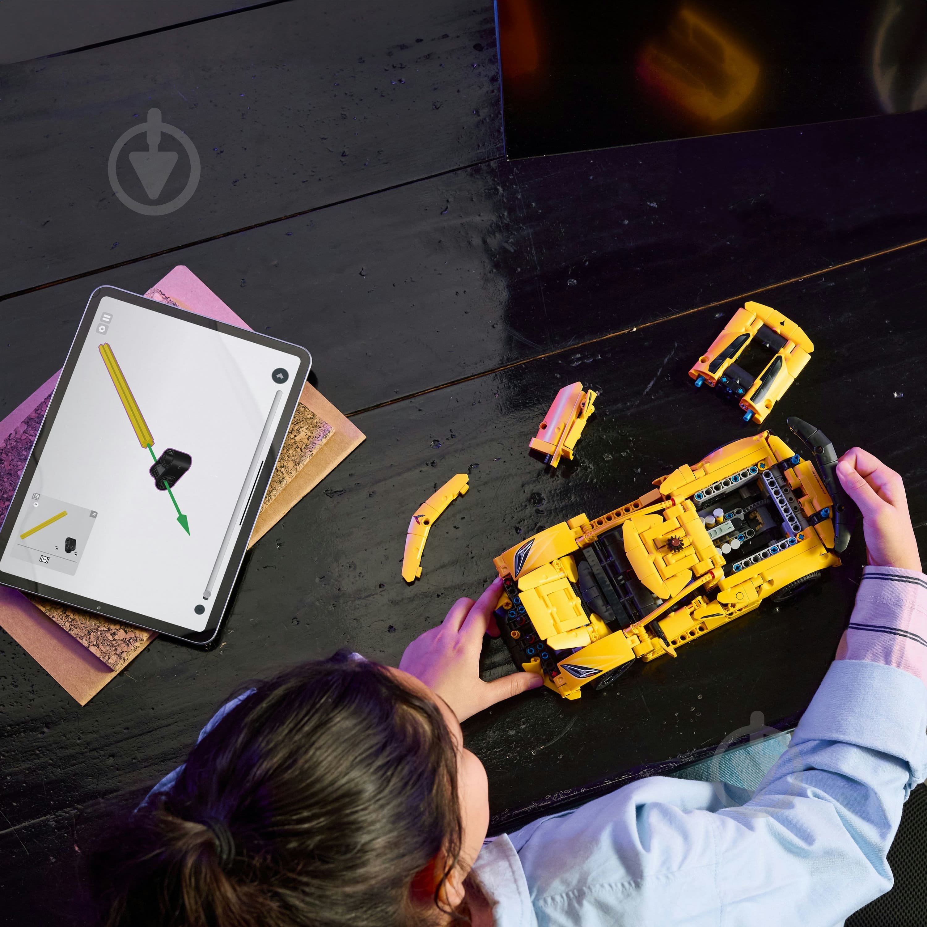 Конструктор LEGO Technic Шевроле Corvette Stingray 42205 - фото 11