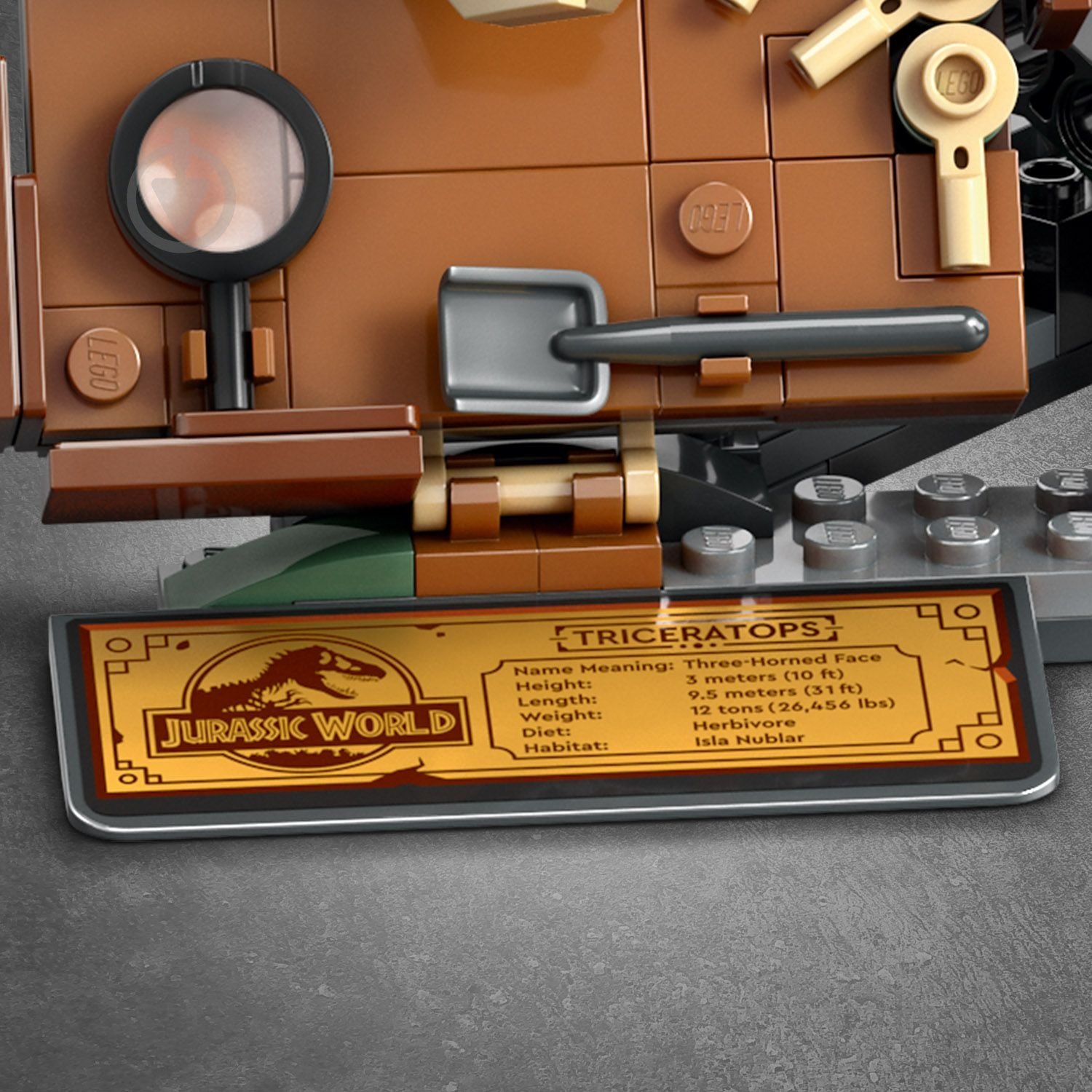 Конструктор LEGO Jurassic World Скам'янілості динозаврів: череп трицератопса 76969 - фото 13