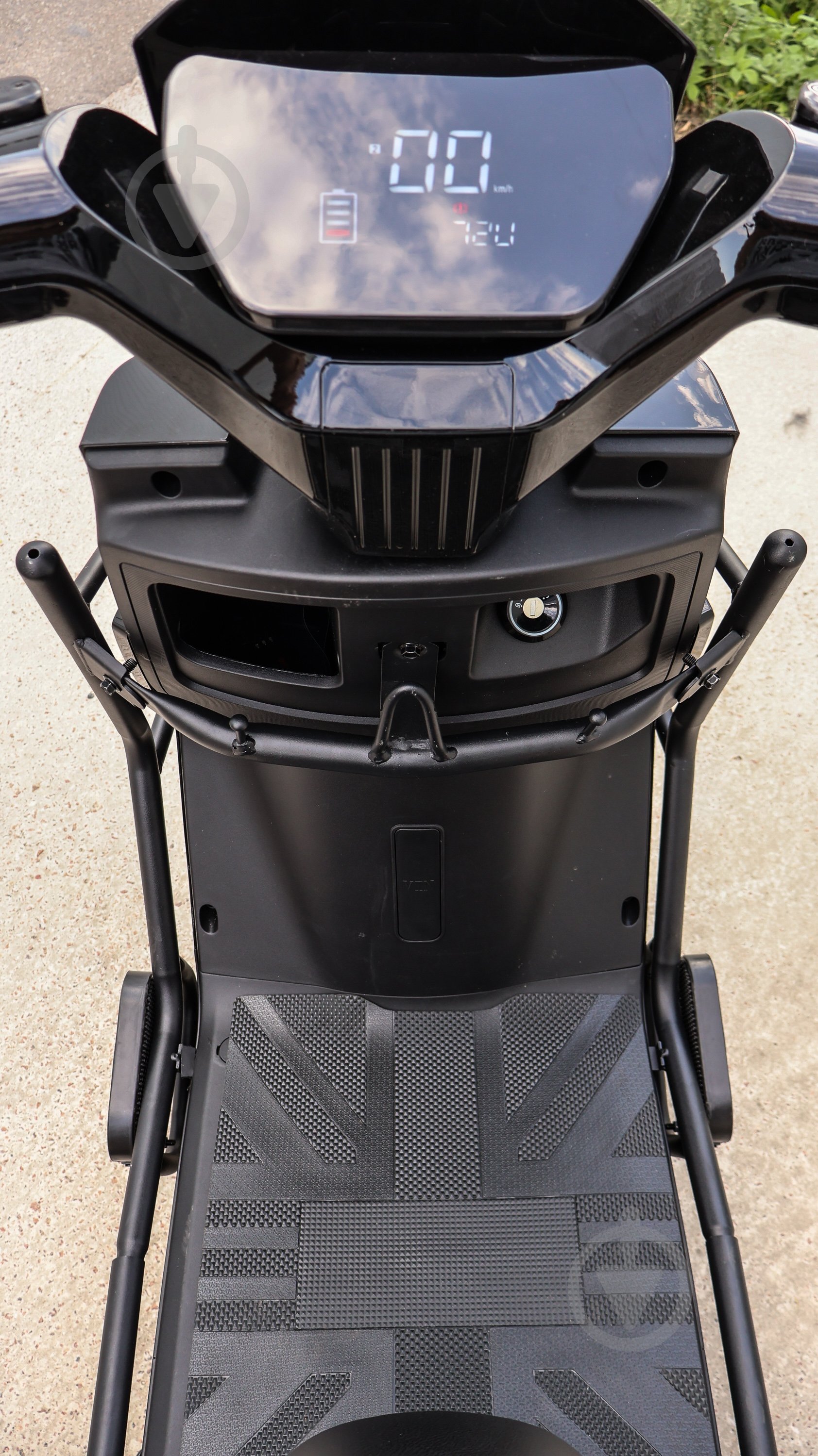 Электроскутер Maxxter ECLIPSE (Black), 2500 Вт - фото 10 Электроскутер Maxxter ECLIPSE (Black), 2500 Вт - фото 10