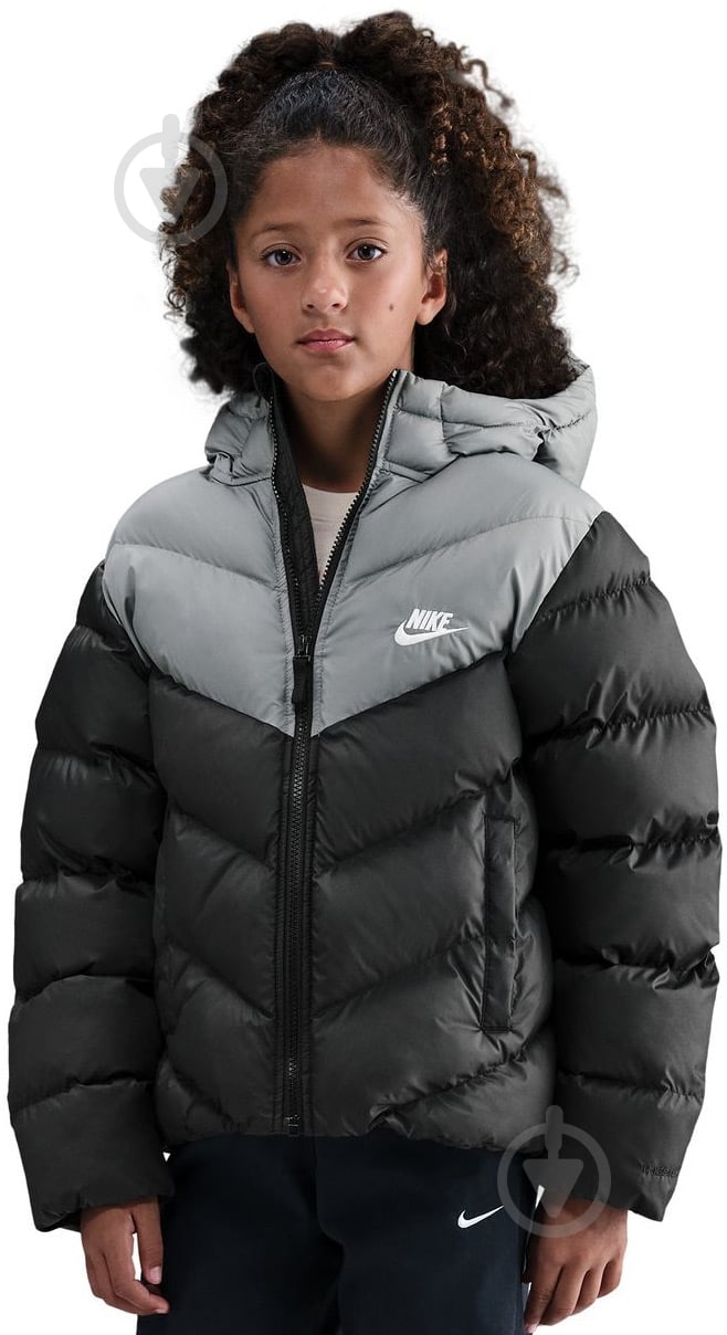 Пуховик дитячий зимовий Nike K NSW TF ADP Puffer Colorblock IB6164-010 р.M чорний - фото 4 Пуховик дитячий зимовий Nike K NSW TF ADP Puffer Colorblock IB6164-010 р.M чорний - фото 4