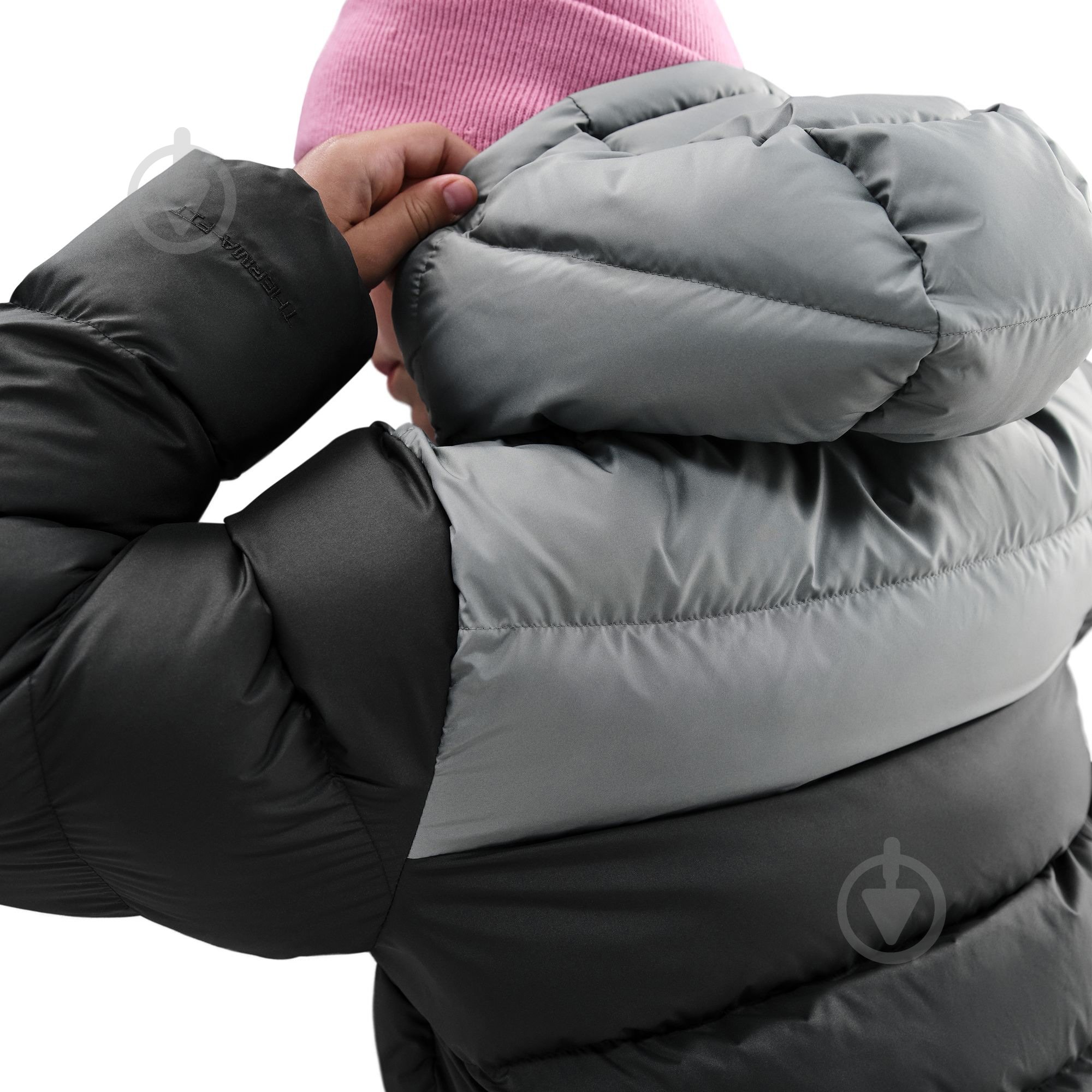 Пуховик дитячий зимовий Nike K NSW TF ADP Puffer Colorblock IB6164-010 р.M чорний - фото 8 Пуховик дитячий зимовий Nike K NSW TF ADP Puffer Colorblock IB6164-010 р.M чорний - фото 8