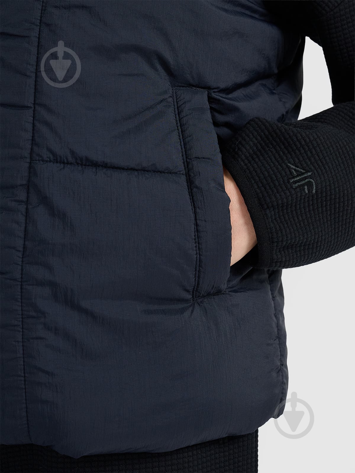 Жилет 4F VEST JACKET F299 4FWAW25TVJAF299-20S р.S черный - фото 6 Жилет 4F VEST JACKET F299 4FWAW25TVJAF299-20S р.S черный - фото 6