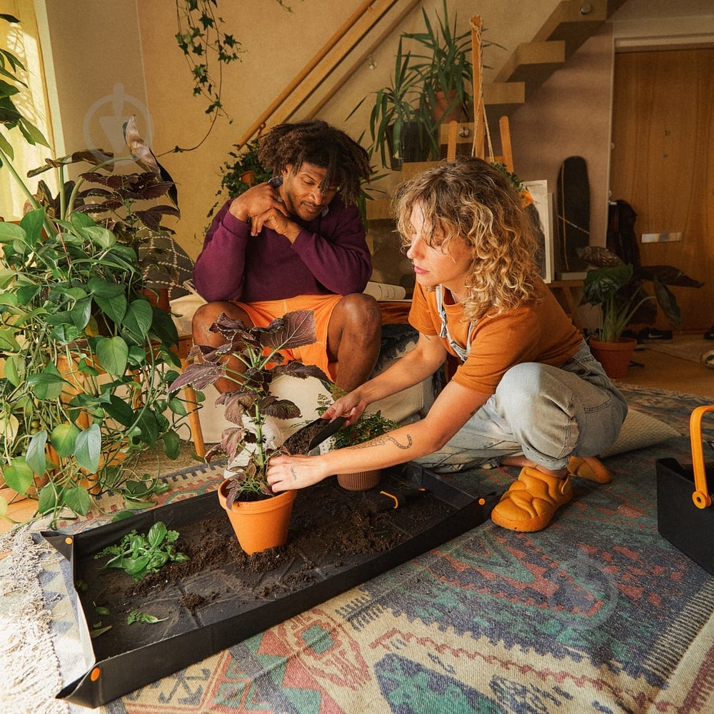 Килимок садовий Fiskars складаний для пересадки рослин (1071304) - фото 9 Килимок садовий Fiskars складаний для пересадки рослин (1071304) - фото 9