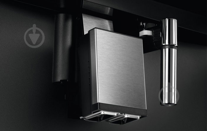 Встраиваемая кофемашина AEG KKK994500T - фото 5