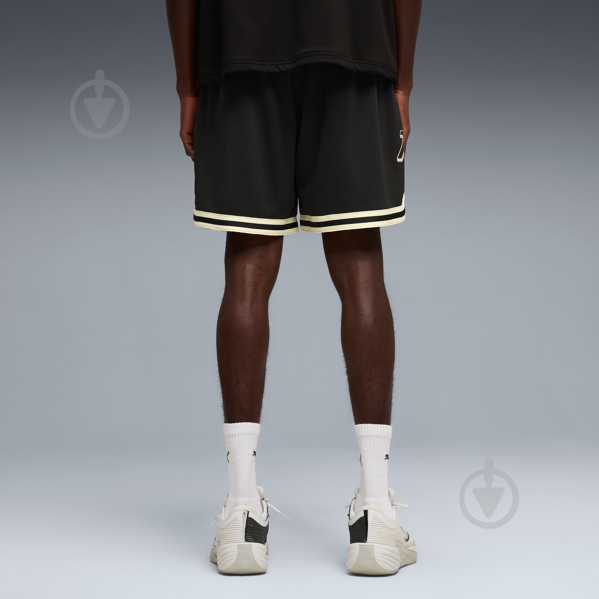 Шорты Puma Represent Short I Black 63580101 р. M черный - фото 4 Шорты Puma Represent Short I Black 63580101 р. M черный - фото 4