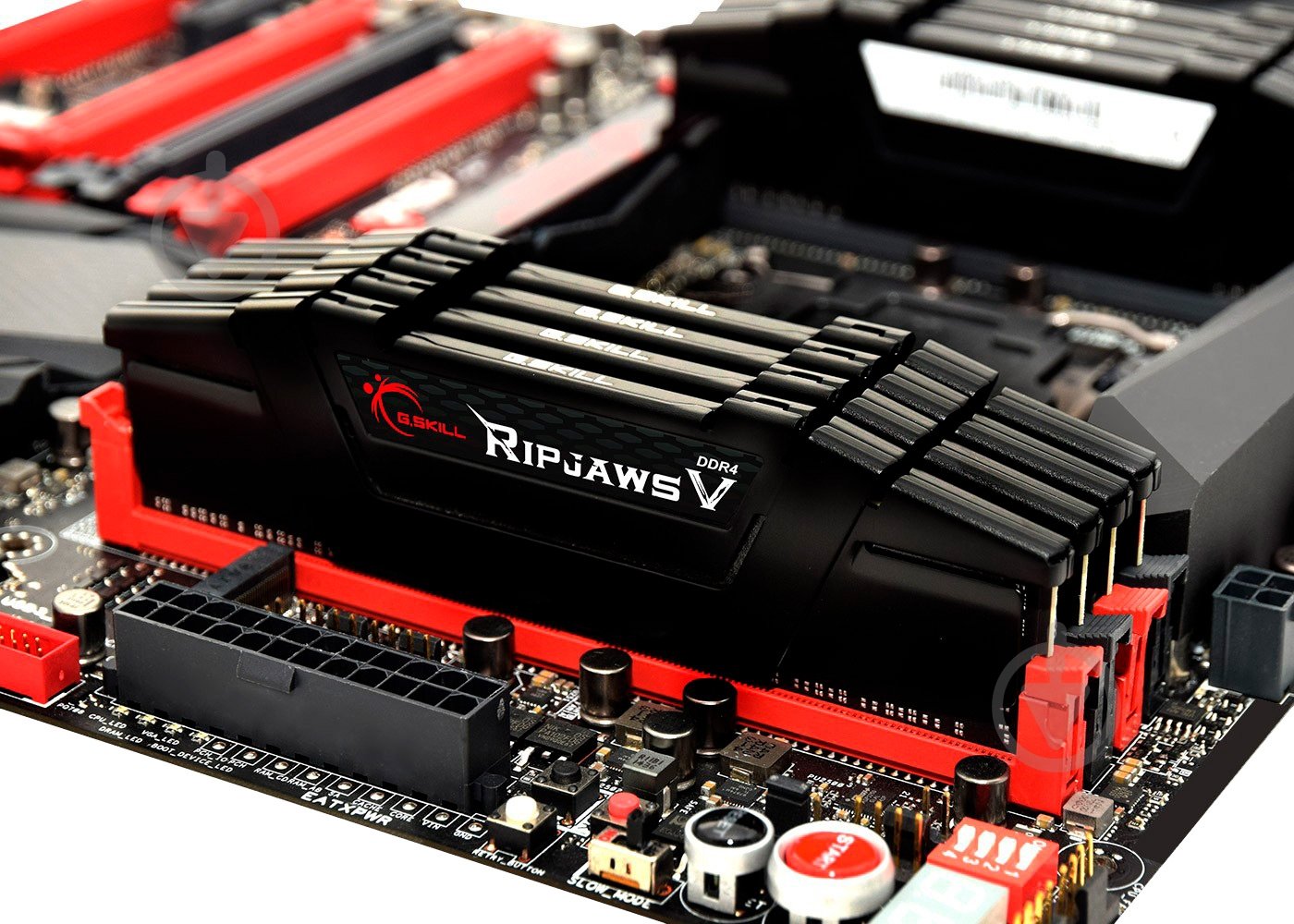 Оперативная память G.Skill DDR4 SDRAM 32 GB (2x16GB) 3600 MHz (F4-3600C18D-32GVK) Ripjaws V - фото 4