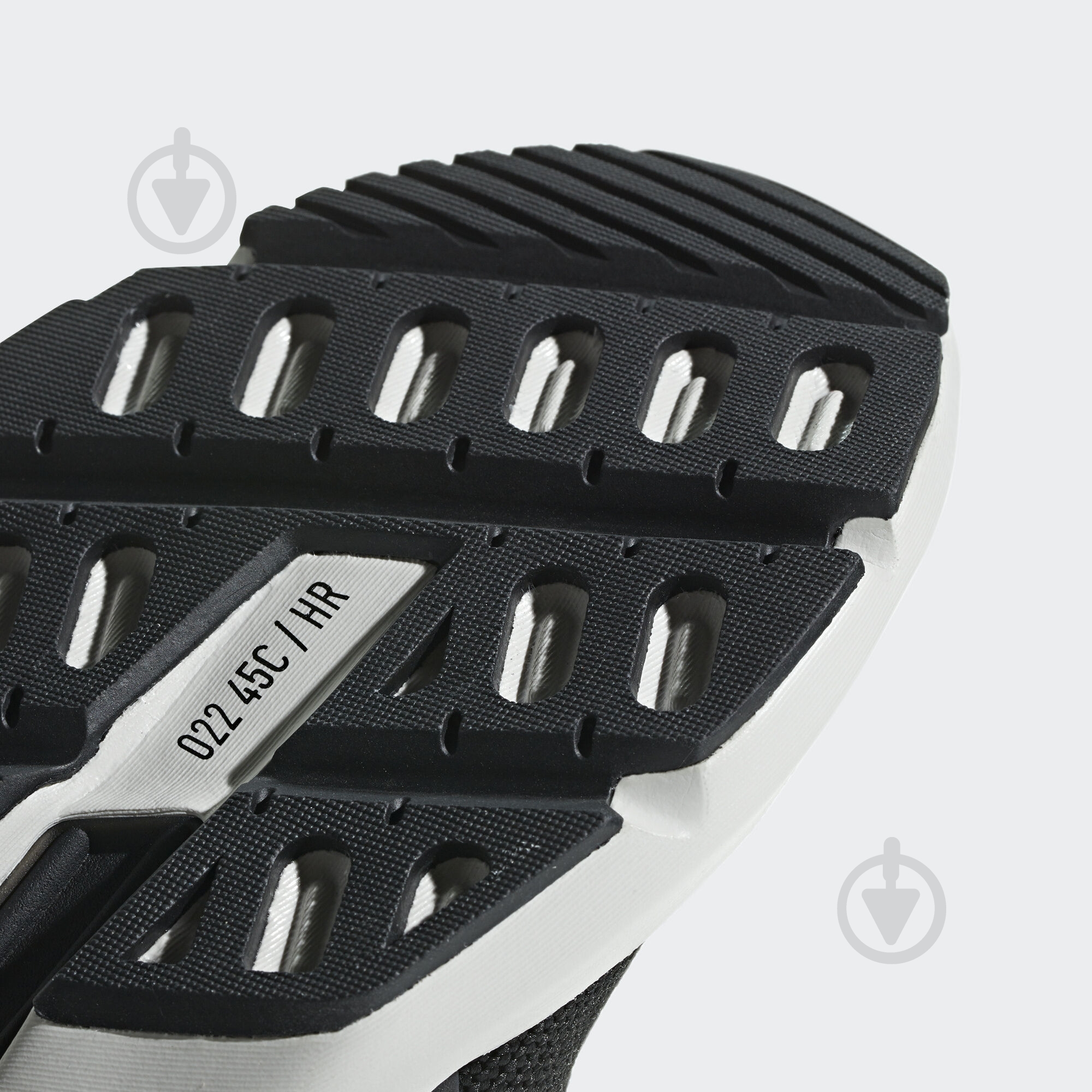 Кроссовки мужские Adidas POD-S3.1 B37366 р.43 1/3 черные - фото 9 Кроссовки мужские Adidas POD-S3.1 B37366 р.43 1/3 черные - фото 9