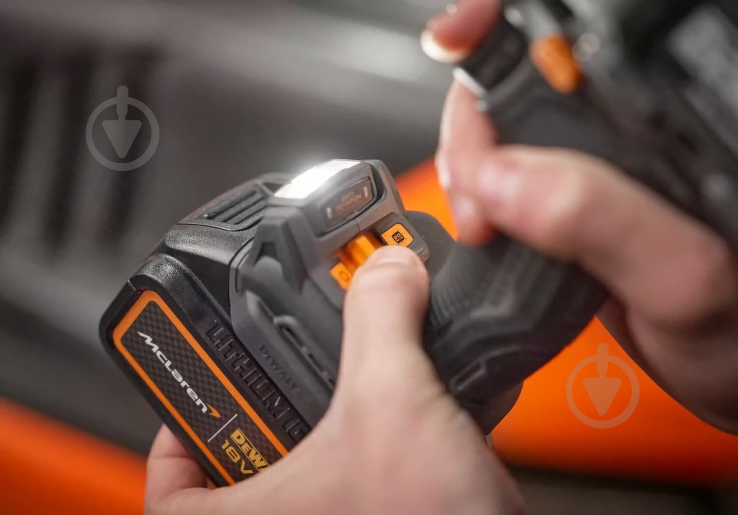 Шуруповерт ударный аккумуляторный DeWalt DCD85MM1T - фото 14