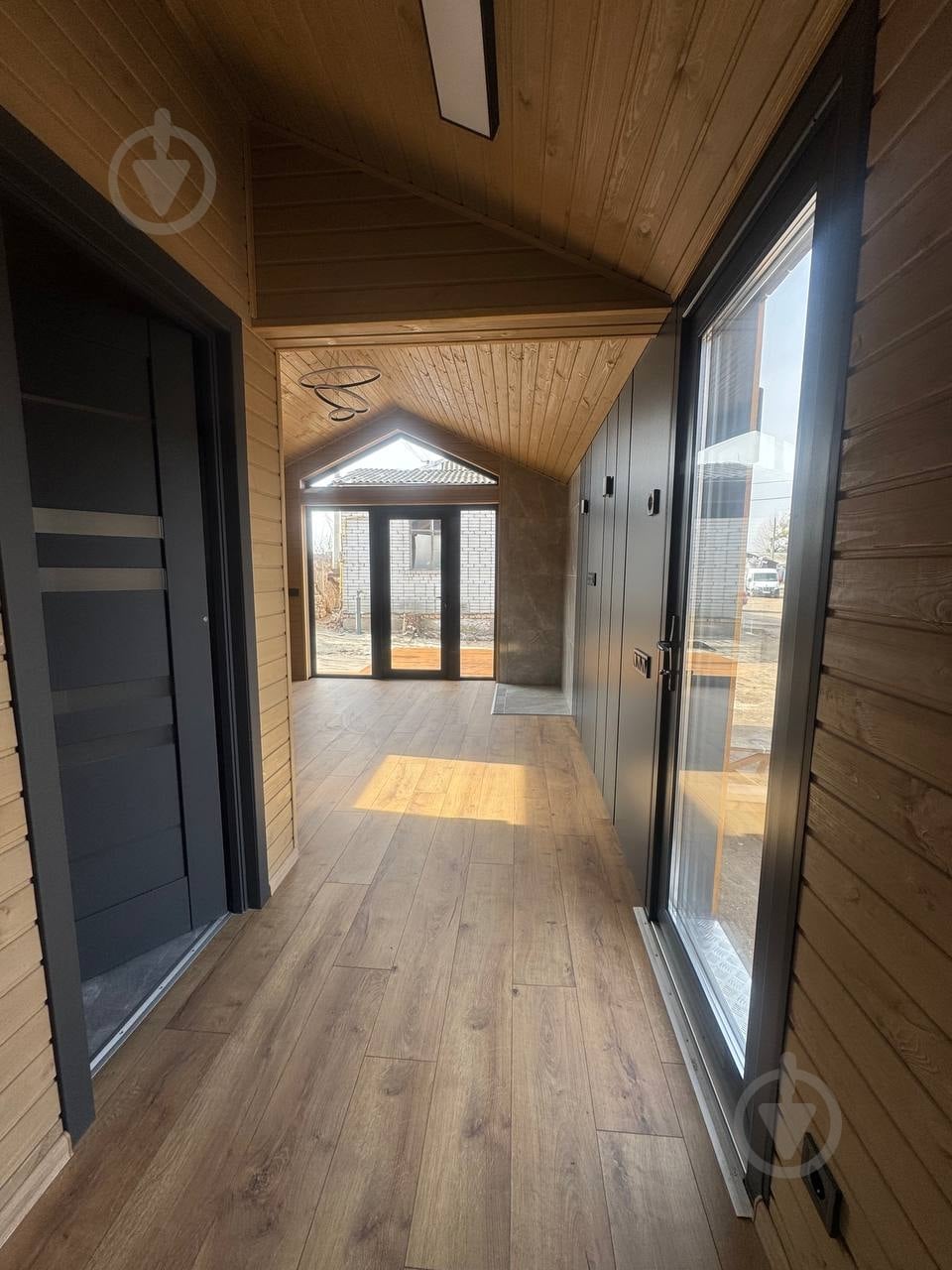 Модульний будинок BARN 38 із базовим оздобленням - фото 6 Модульний будинок BARN 38 із базовим оздобленням - фото 6