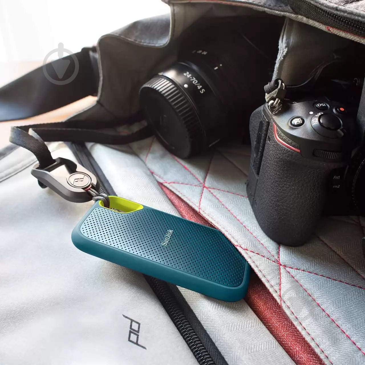 SSD-накопитель SanDisk E61 1000GB USB 3.2 3D TLC (SDSSDE61-1T00-G25M) - фото 2 SSD-накопитель SanDisk E61 1000GB USB 3.2 3D TLC (SDSSDE61-1T00-G25M) - фото 2