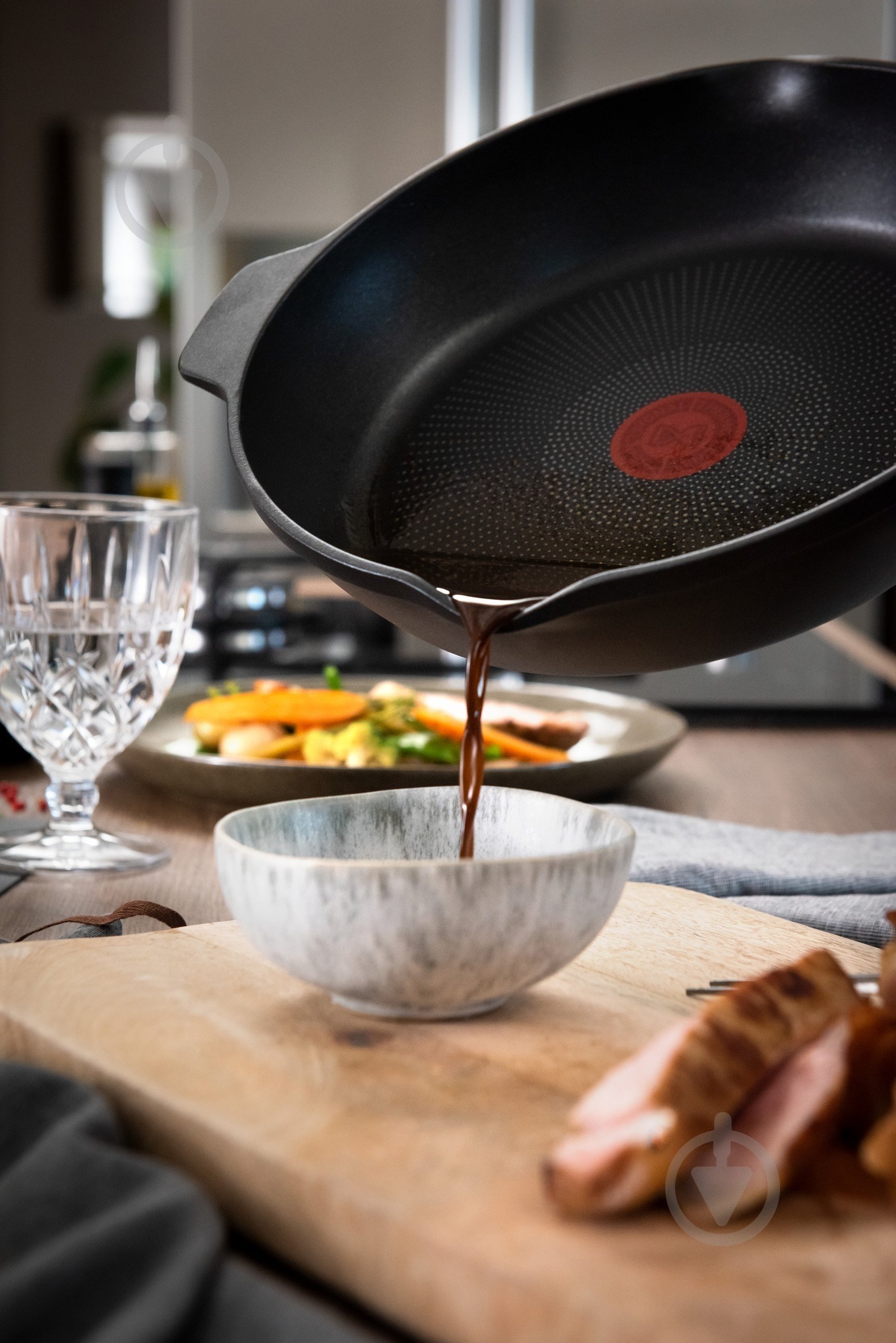 Сковорода Tefal Robusto 24 см E2490444 - фото 8