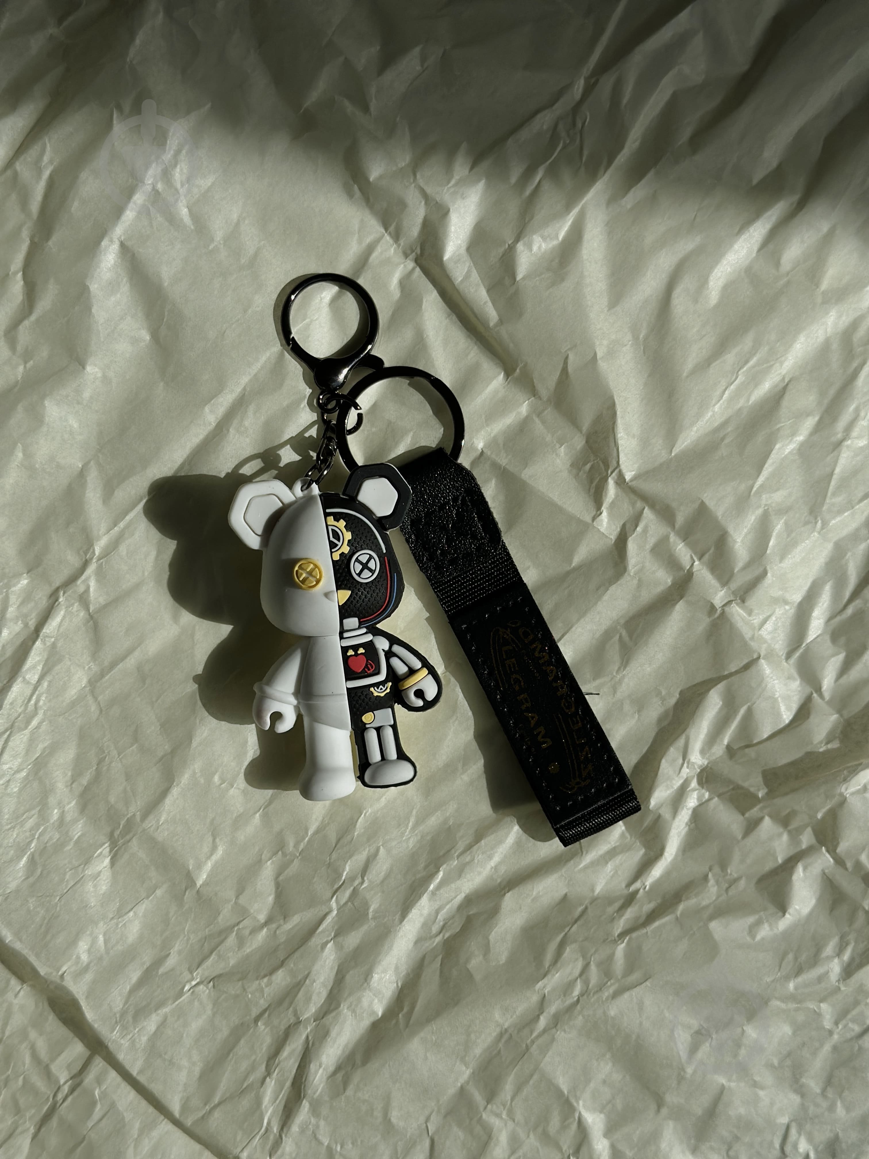 Брелок для ключей Bearbrick светлый - фото 3