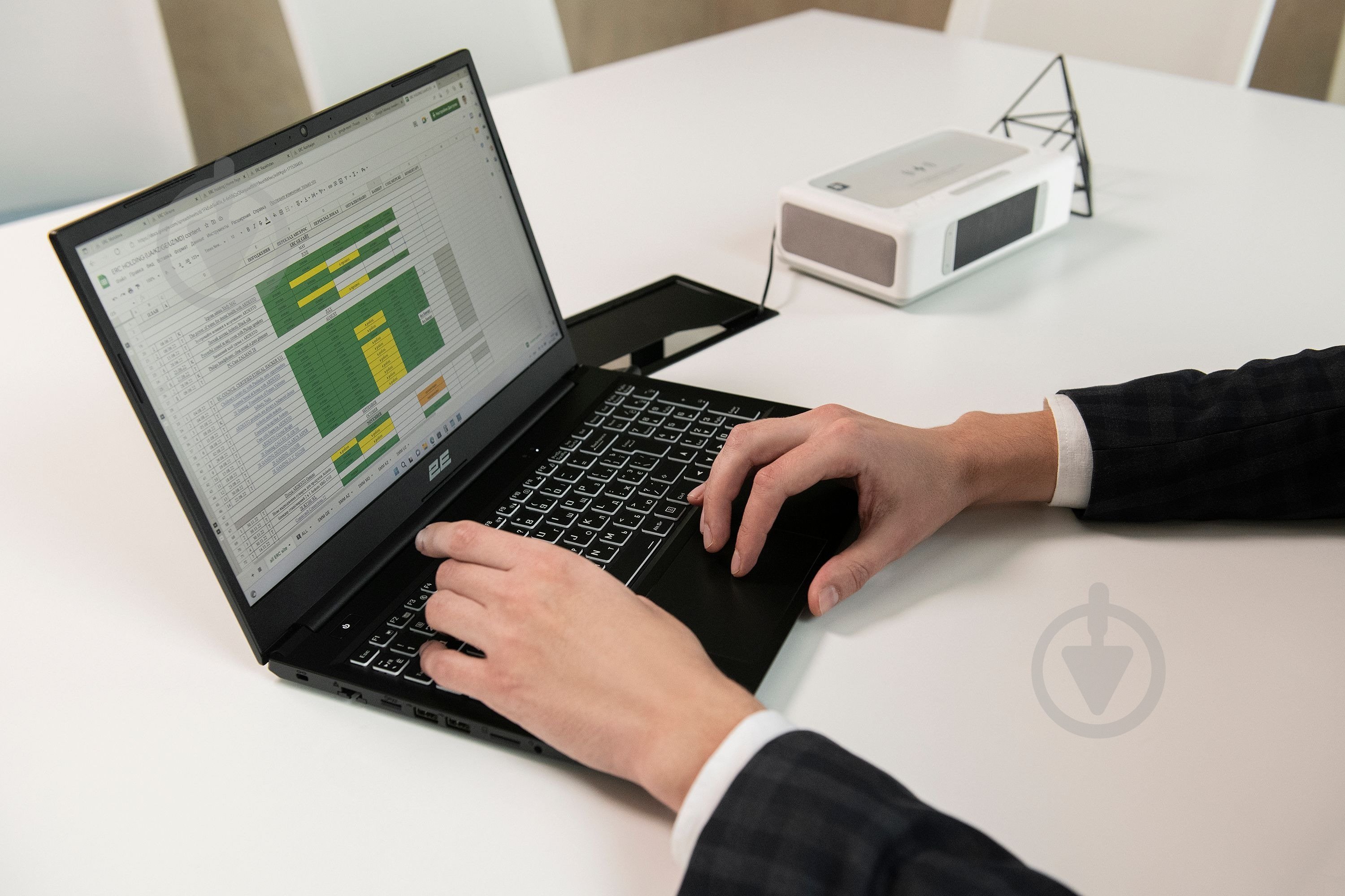 Ноутбук 2E Imaginary 15 15,6" (NL57AU-15UA23) black - фото 20 Ноутбук 2E Imaginary 15 15,6" (NL57AU-15UA23) black - фото 20