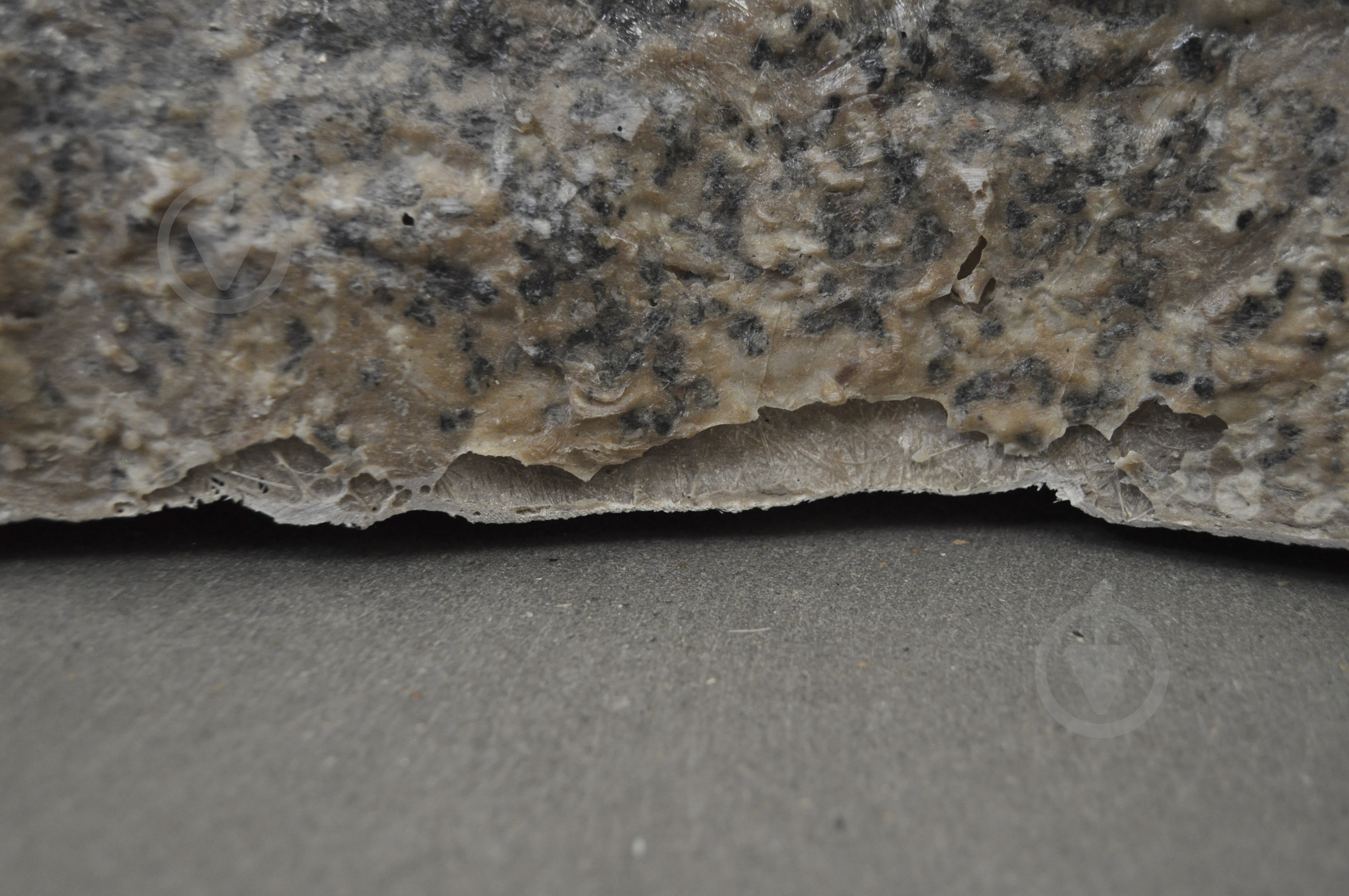 Кришка декоративна Eco Stone для люка льодовик річковий (УЦ №117) - фото 4 Кришка декоративна Eco Stone для люка льодовик річковий (УЦ №117) - фото 4