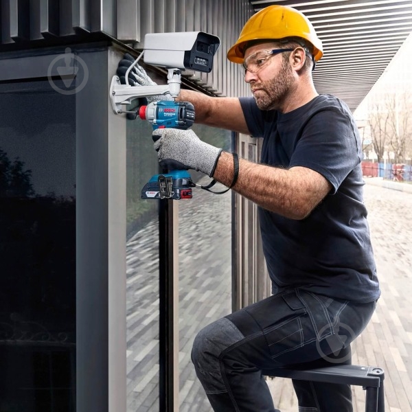 Гайковерт акумуляторний Bosch Professional GDX 18V-285 285 Нм 06019N2102 - фото 8 Гайковерт акумуляторний Bosch Professional GDX 18V-285 285 Нм 06019N2102 - фото 8