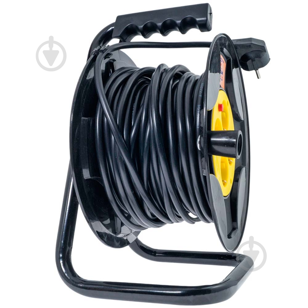 Удлинитель на катушке Quantum с заземлением 4 гн. черный с желтым 20 м QM-9D4320 - фото 2 Удлинитель на катушке Quantum с заземлением 4 гн. черный с желтым 20 м QM-9D4320 - фото 2