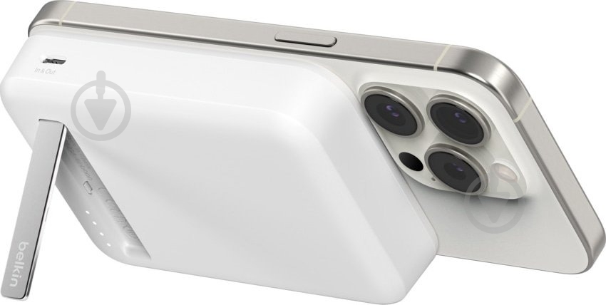 Повербанк Belkin MagSafe Qi2 10000 mAh white (BPD008BTWH) - фото 5 Повербанк Belkin MagSafe Qi2 10000 mAh white (BPD008BTWH) - фото 5