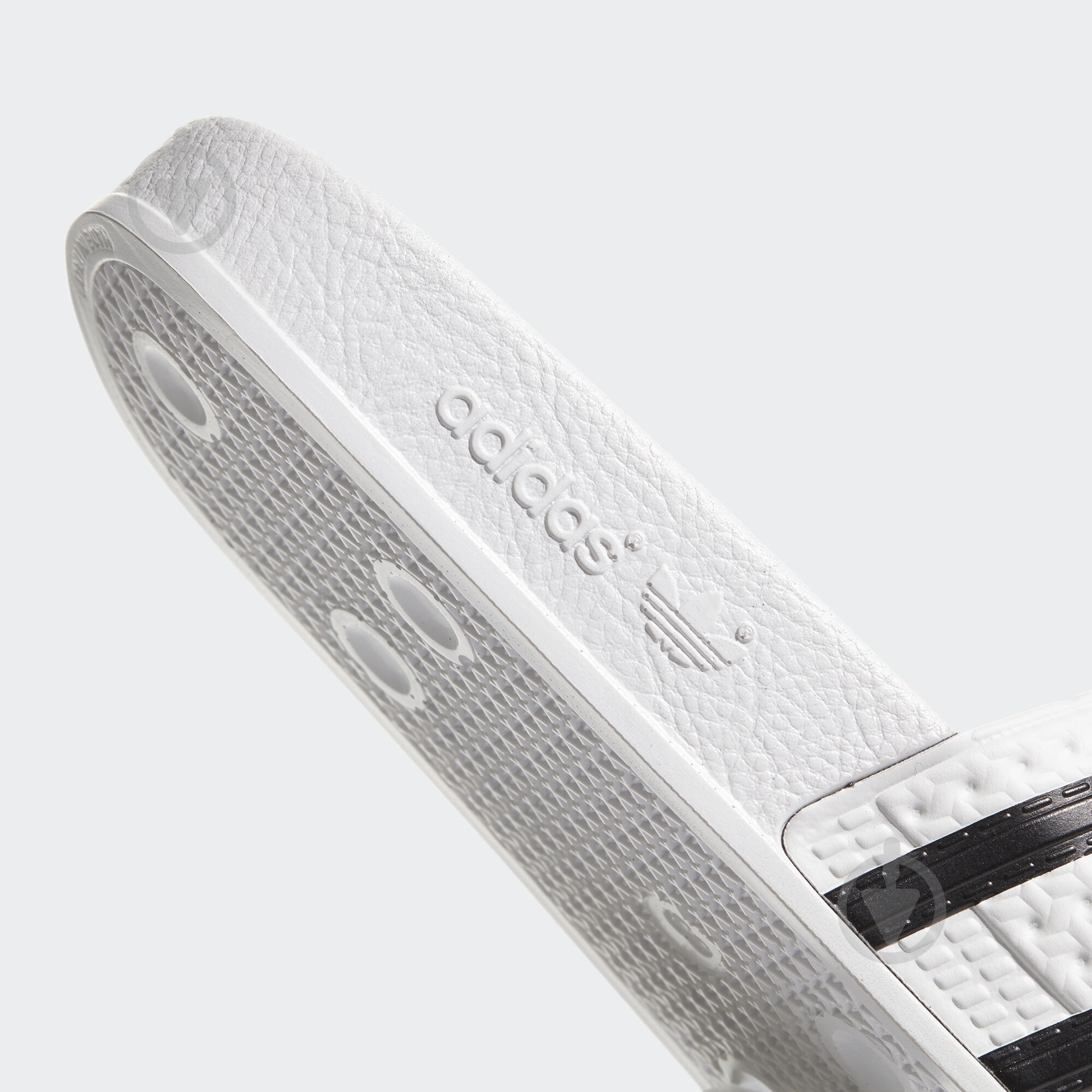 Шльопанці Adidas ADILETTE 280648 р.46 білий - фото 7 Шльопанці Adidas ADILETTE 280648 р.46 білий - фото 7