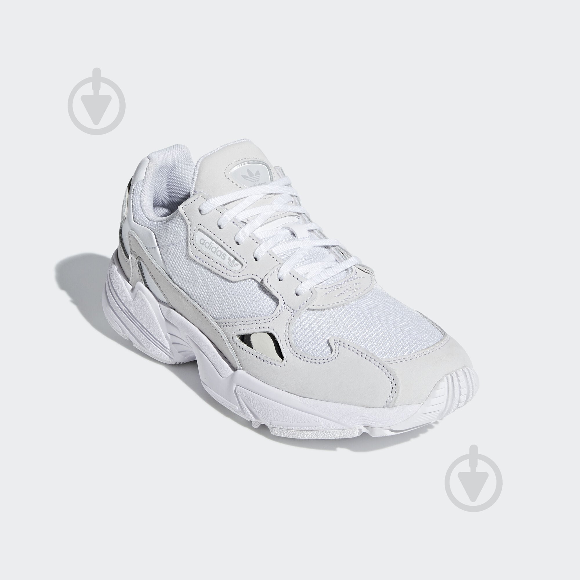 Кроссовки женские демисезонные Adidas FALCON W B28128 р.36 2/3 белые - фото 4 Кроссовки женские демисезонные Adidas FALCON W B28128 р.36 2/3 белые - фото 4