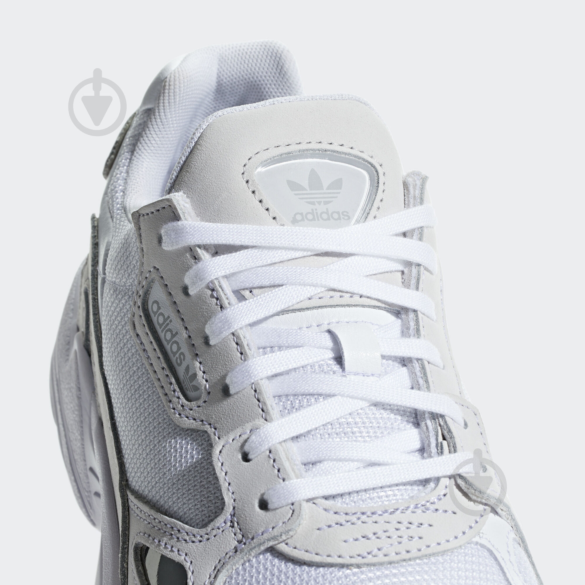 Кроссовки женские демисезонные Adidas FALCON W B28128 р.36 2/3 белые - фото 9 Кроссовки женские демисезонные Adidas FALCON W B28128 р.36 2/3 белые - фото 9
