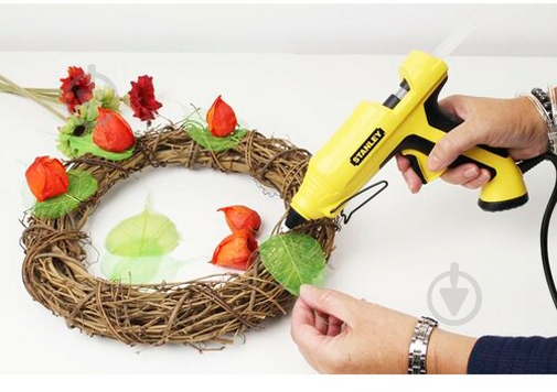 Пістолет клейовий Stanley STHT6-70417 - фото 4 Пістолет клейовий Stanley STHT6-70417 - фото 4