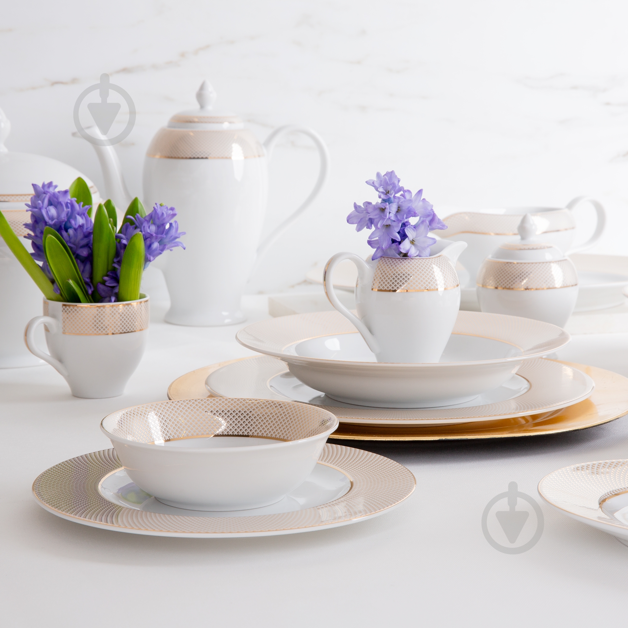 Тарелка сервировочная Ambition 33 см красный - фото 2