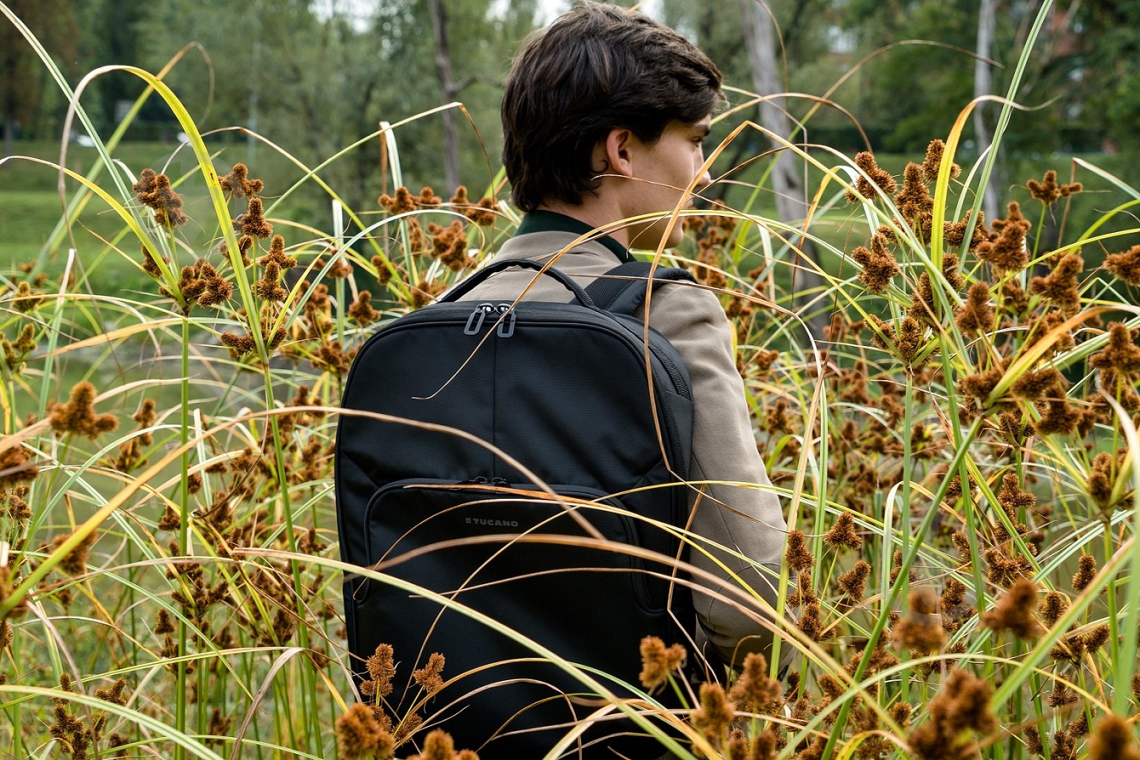 Рюкзак Tucano Salvo 15.6" black (BKSAL15-BK) - фото 21 Рюкзак Tucano Salvo 15.6" black (BKSAL15-BK) - фото 21