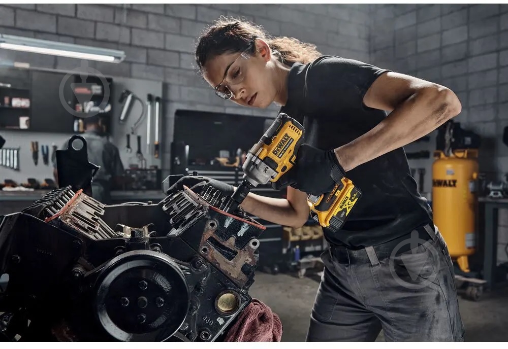 Гайковерт акумуляторний DeWalt 1084 Нм DCF891N - фото 11