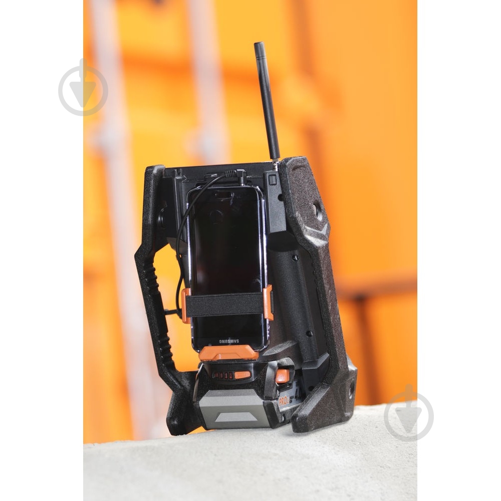Строительная колонка с радио AEG BR1218C-0 - фото 3