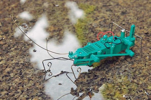 Набір для дослідів 4M Робот-інсектоїд 00-03367 - фото 5