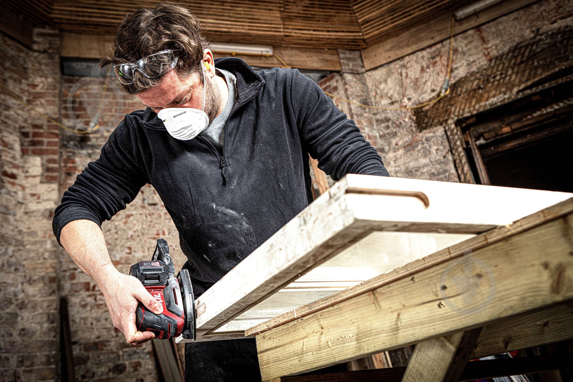 Универсальная шлифмашина SKIL SR1E3720CC - фото 5