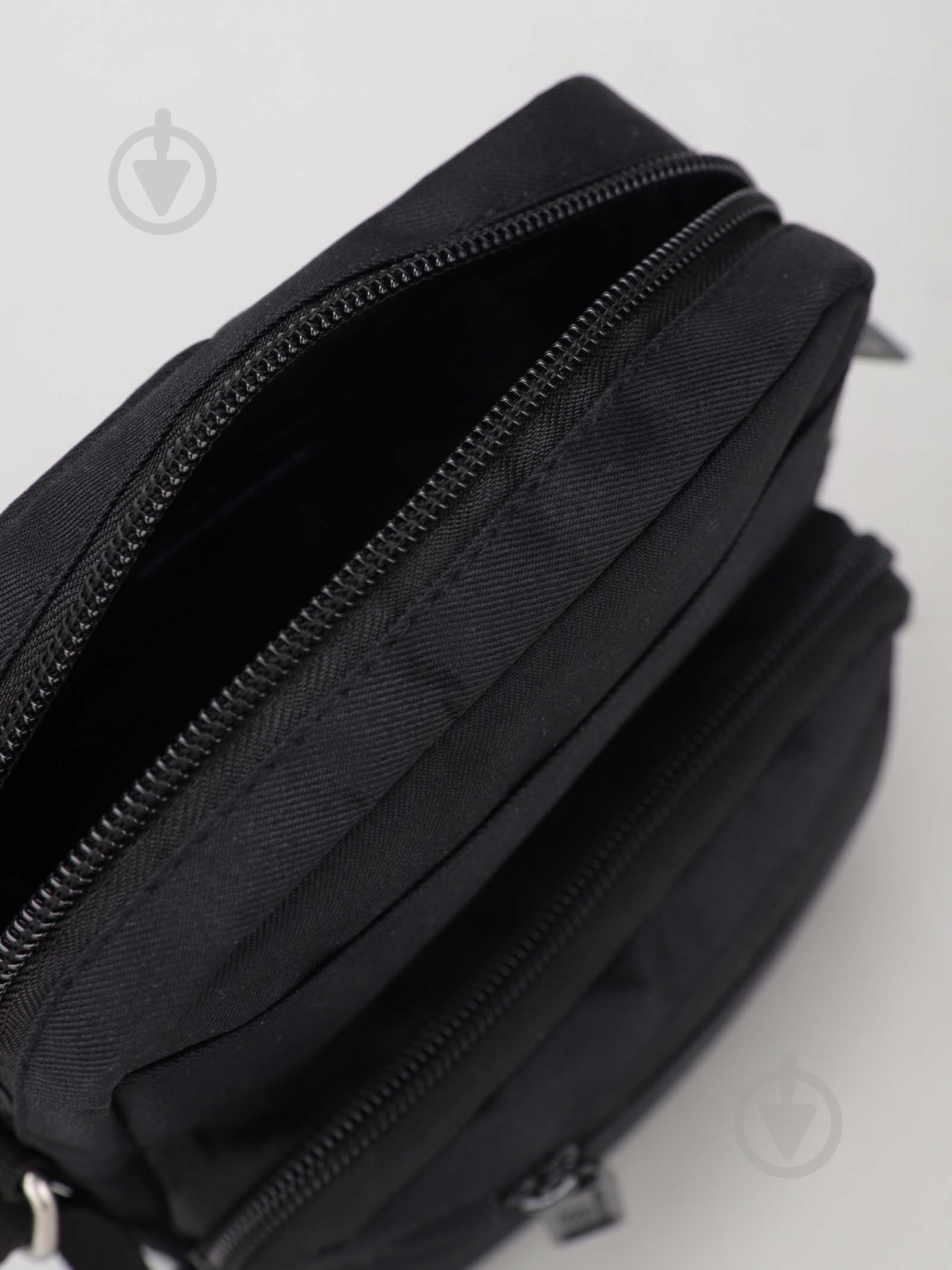 Сумка Skechers HATCH CROSSBODY HATCH CROSSBODY SKCH7782BLK черный - фото 5 Сумка Skechers HATCH CROSSBODY HATCH CROSSBODY SKCH7782BLK черный - фото 5