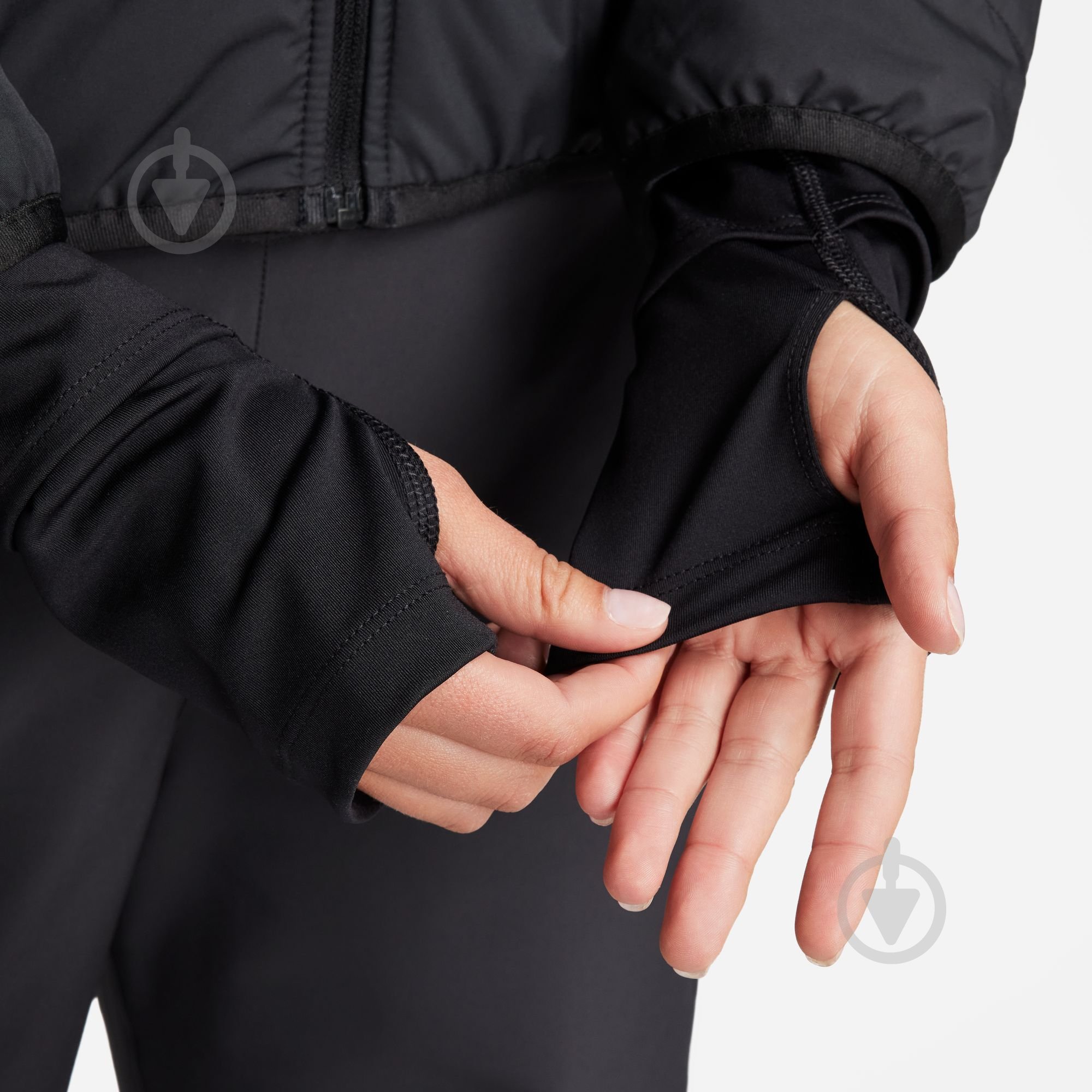 Куртка женская демисезонная Nike W SWIFT TF FILL JKT FB7511-010 р.M черная - фото 5 Куртка женская демисезонная Nike W SWIFT TF FILL JKT FB7511-010 р.M черная - фото 5