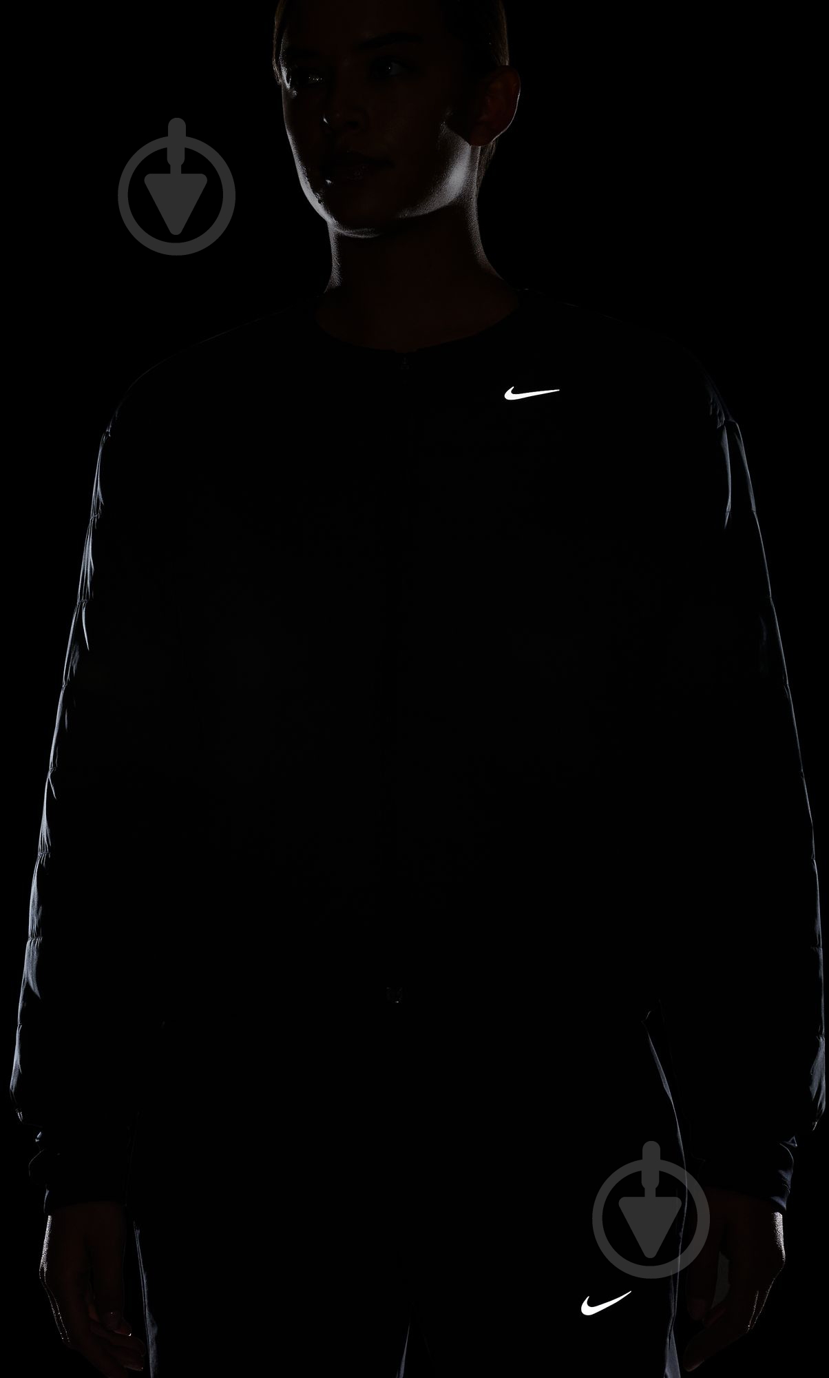 Куртка женская демисезонная Nike W SWIFT TF FILL JKT FB7511-010 р.M черная - фото 7 Куртка женская демисезонная Nike W SWIFT TF FILL JKT FB7511-010 р.M черная - фото 7