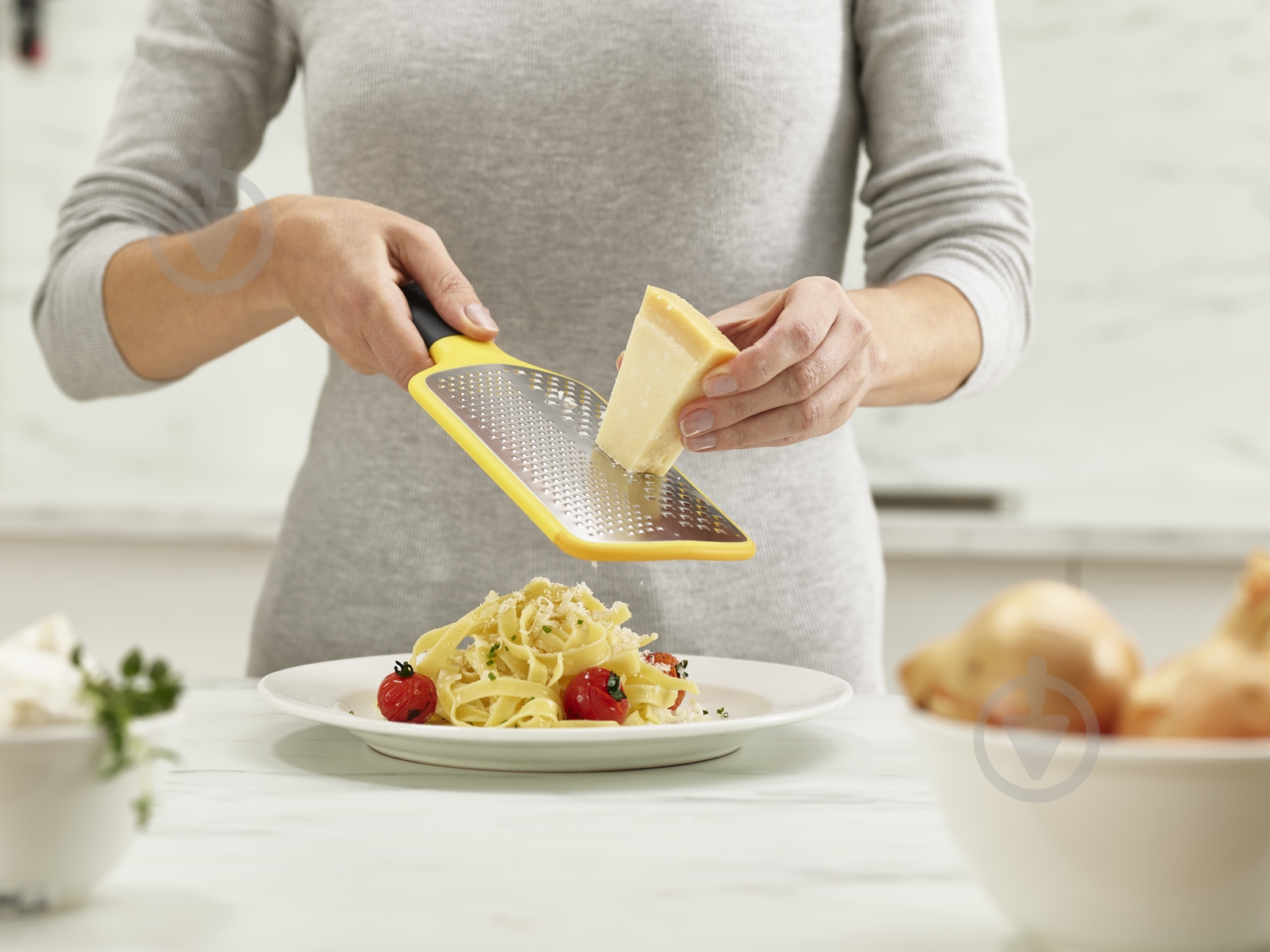 Терка Joseph Joseph Multi-Grate 01000880 - фото 4 Терка Joseph Joseph Multi-Grate 01000880 - фото 4