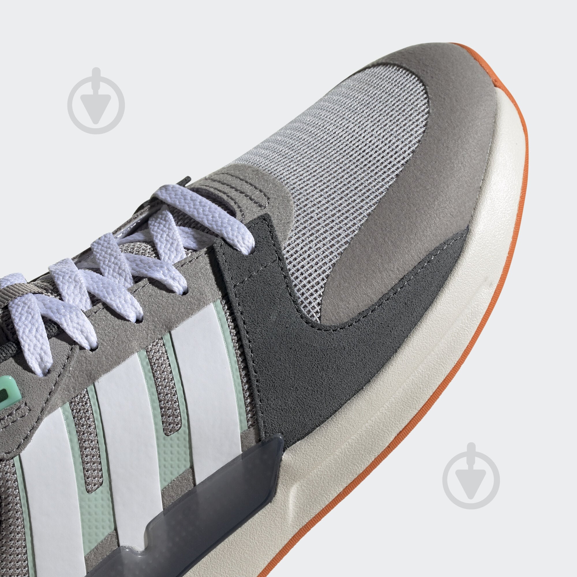 Кросівки чоловічі демісезонні Adidas RUN90S EG8655 р.43 1/3 сірі - фото 8