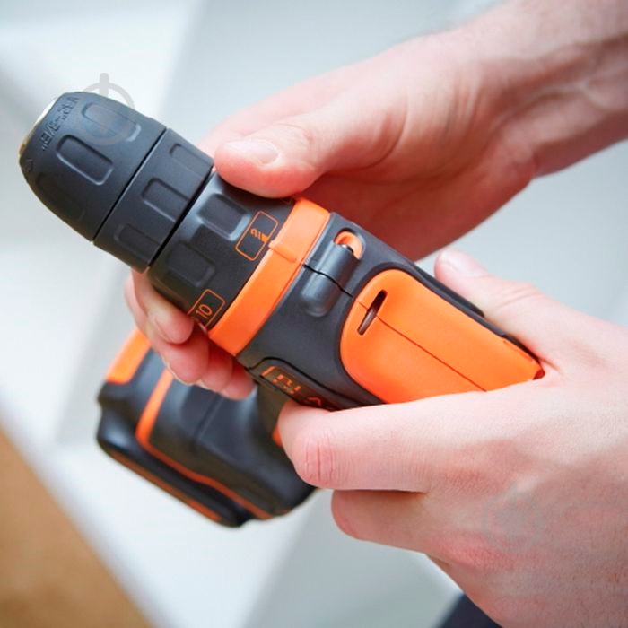 Шуруповерт аккумуляторный Black+Decker BDCD12 - фото 6
