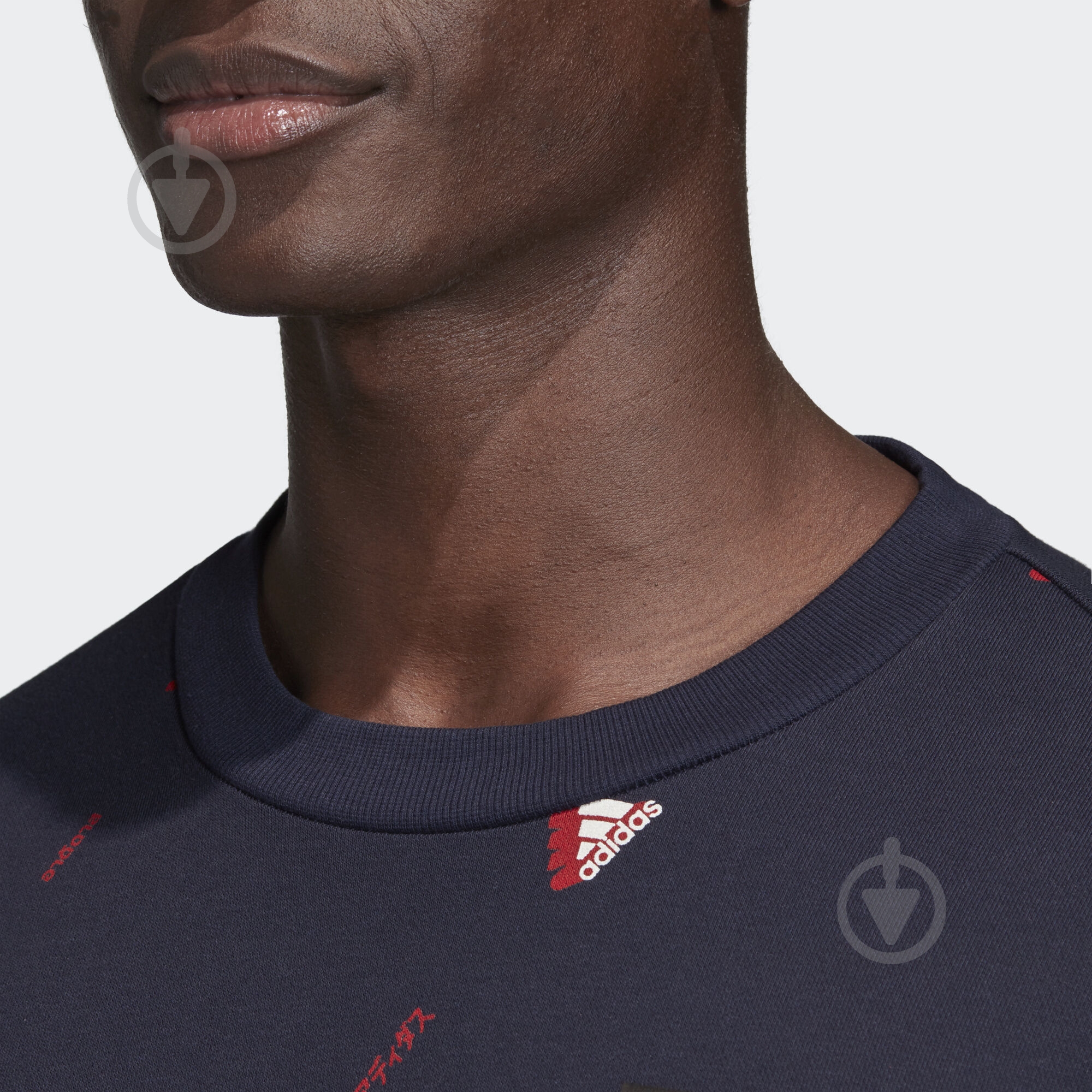 Свитшот Adidas MHE Crew GFX FI4037 р. 2XL темно-синий - фото 7 Свитшот Adidas MHE Crew GFX FI4037 р. 2XL темно-синий - фото 7