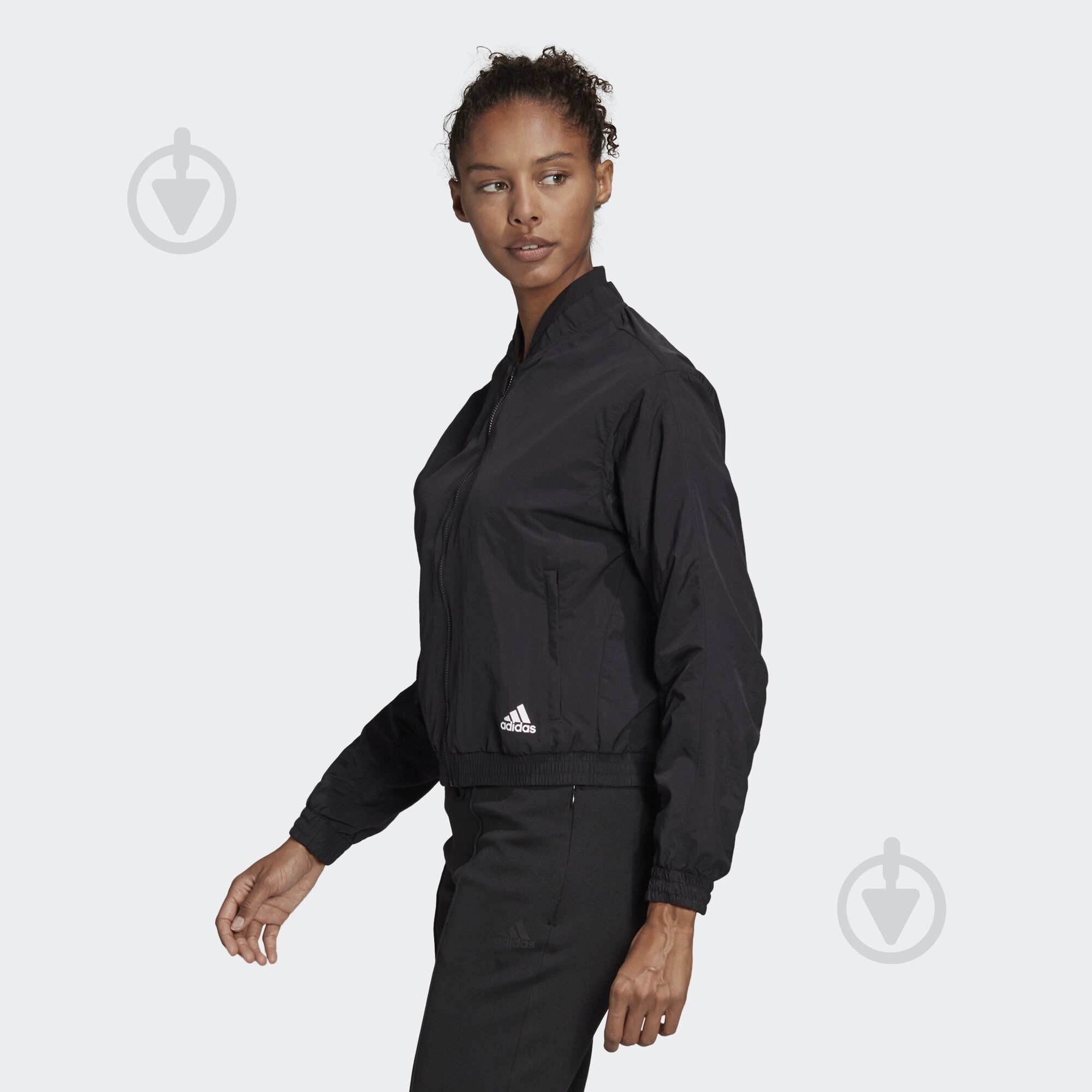 Вітрівка жіноча демісезонна Adidas W St Bomber FI6737 р.XS чорна - фото 4