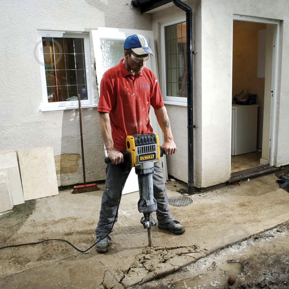 Отбойный молоток DeWalt D25981 - фото 9 Отбойный молоток DeWalt D25981 - фото 9