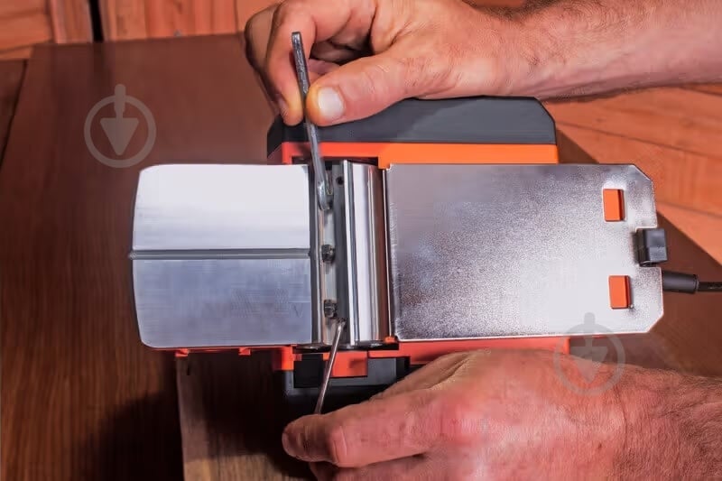 Електрорубанок Black+Decker BEW712 BEW712 - фото 11