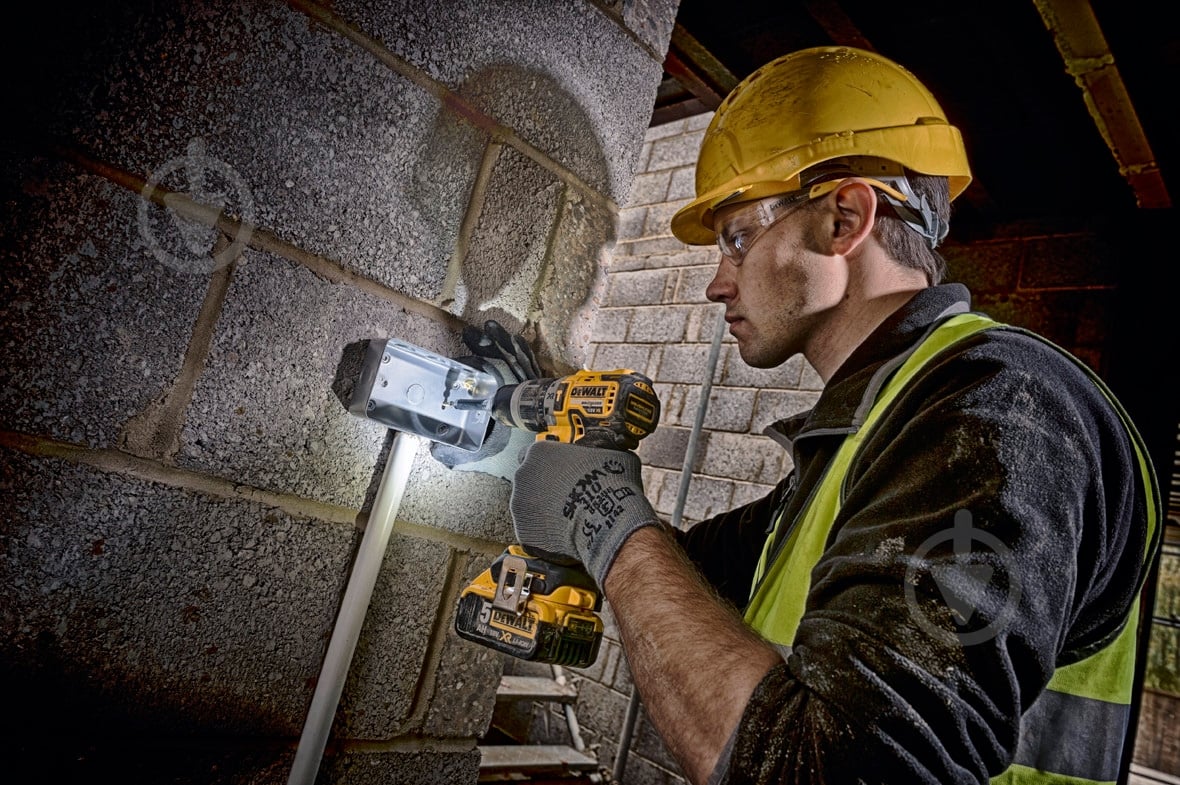 Набір інструментів DeWalt ударний дриль-шуруповерт DCD796 і ударний гайковерт DCF887 DCK266P2 - фото 10 Набір інструментів DeWalt ударний дриль-шуруповерт DCD796 і ударний гайковерт DCF887 DCK266P2 - фото 10