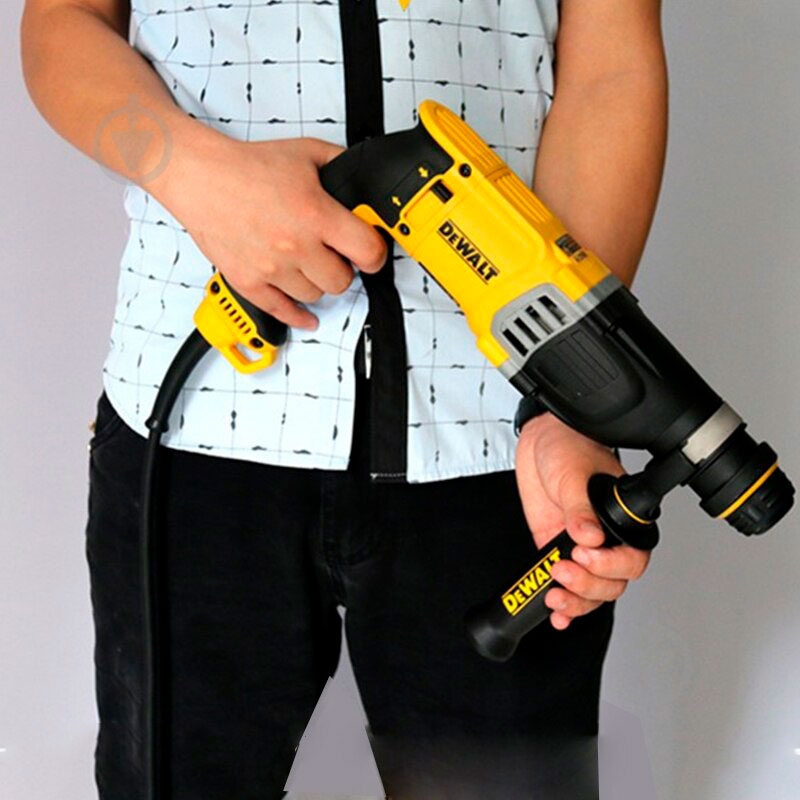 Перфоратор DeWalt SDS-Plus D25032K - фото 10