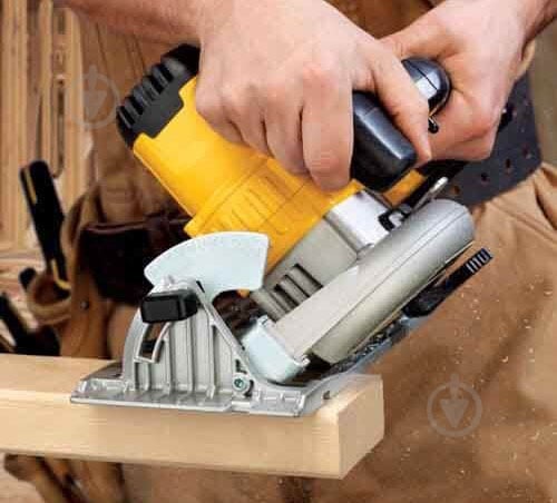 Пила дисковая DeWalt DCS570P2 - фото 3