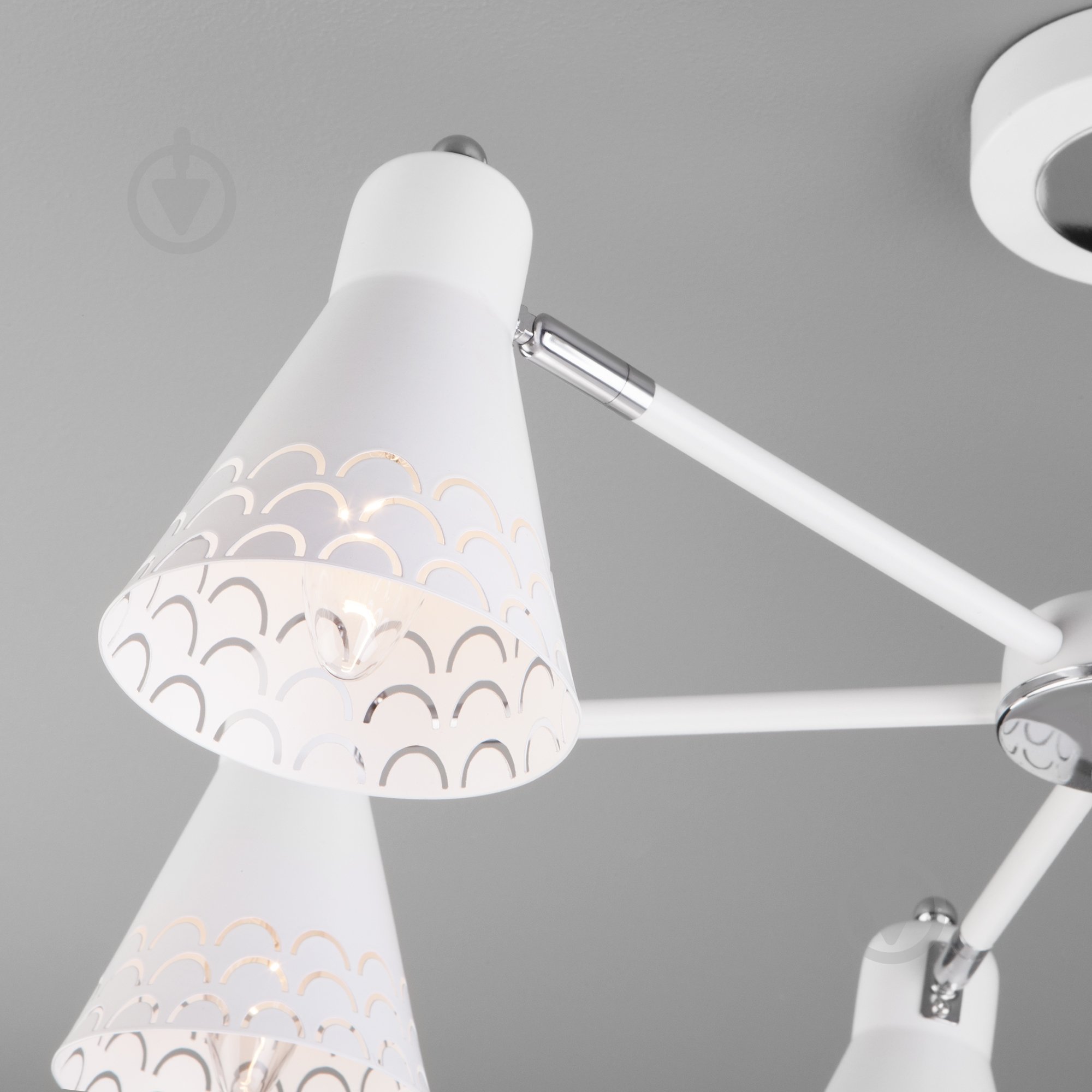 Люстра потолочная Strotskis Trina 6x60 Вт E14 белый 70100/6 - фото 6 Люстра потолочная Strotskis Trina 6x60 Вт E14 белый 70100/6 - фото 6